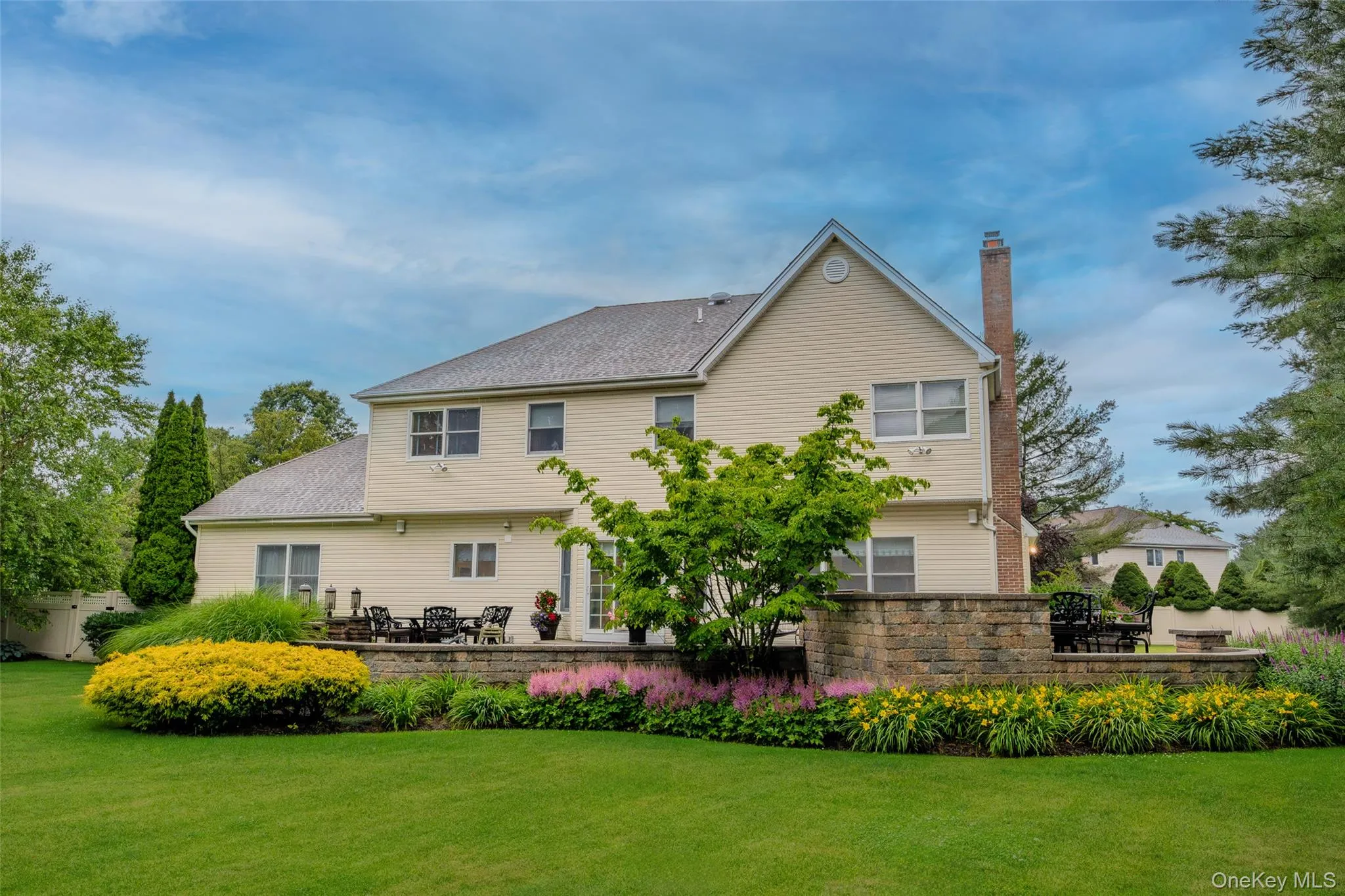 56 Sage Hollow Court, Huntington, NY, 5 Bedrooms Bedrooms, 11 Rooms Rooms,3 BathroomsBathrooms,Residential,For Rent,Sage Hollow,0,KEY1016233 56 Sage Hollow Court, Huntington, NY, 5 Bedrooms Bedrooms, 11 Rooms Rooms,3 BathroomsBathrooms,Residential,For Rent,Sage Hollow,0,KEY1016233