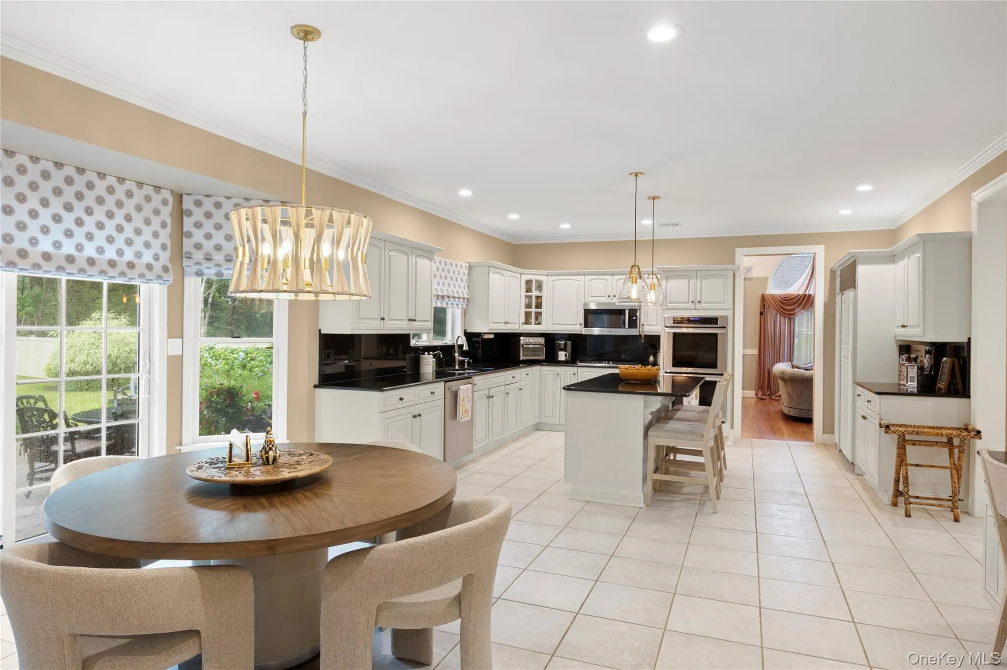 56 Sage Hollow Court, Huntington, NY, 5 Bedrooms Bedrooms, 11 Rooms Rooms,3 BathroomsBathrooms,Residential,For Rent,Sage Hollow,0,KEY1016233 56 Sage Hollow Court, Huntington, NY, 5 Bedrooms Bedrooms, 11 Rooms Rooms,3 BathroomsBathrooms,Residential,For Rent,Sage Hollow,0,KEY1016233
