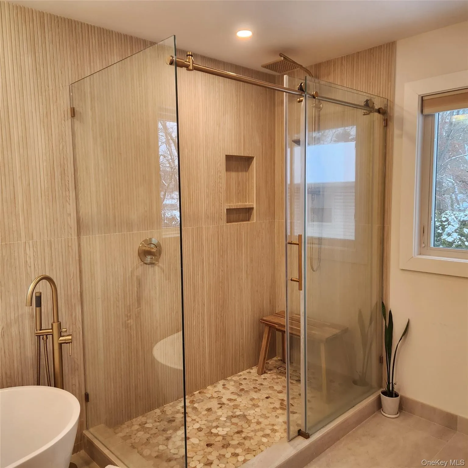 25 Lewis Lane, North Hempstead, NY, 4 Bedrooms Bedrooms, 8 Rooms Rooms,4 BathroomsBathrooms,Residential,For Rent,Lewis,0,1016236 25 Lewis Lane, North Hempstead, NY, 4 Bedrooms Bedrooms, 8 Rooms Rooms,4 BathroomsBathrooms,Residential,For Rent,Lewis,0,1016236