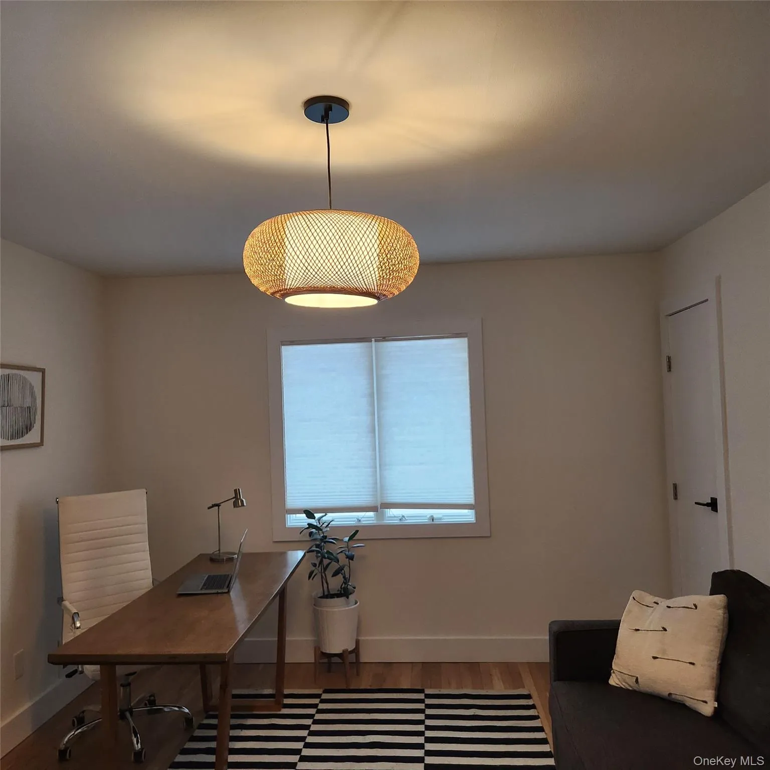 25 Lewis Lane, North Hempstead, NY, 4 Bedrooms Bedrooms, 8 Rooms Rooms,4 BathroomsBathrooms,Residential,For Rent,Lewis,0,1016236 25 Lewis Lane, North Hempstead, NY, 4 Bedrooms Bedrooms, 8 Rooms Rooms,4 BathroomsBathrooms,Residential,For Rent,Lewis,0,1016236