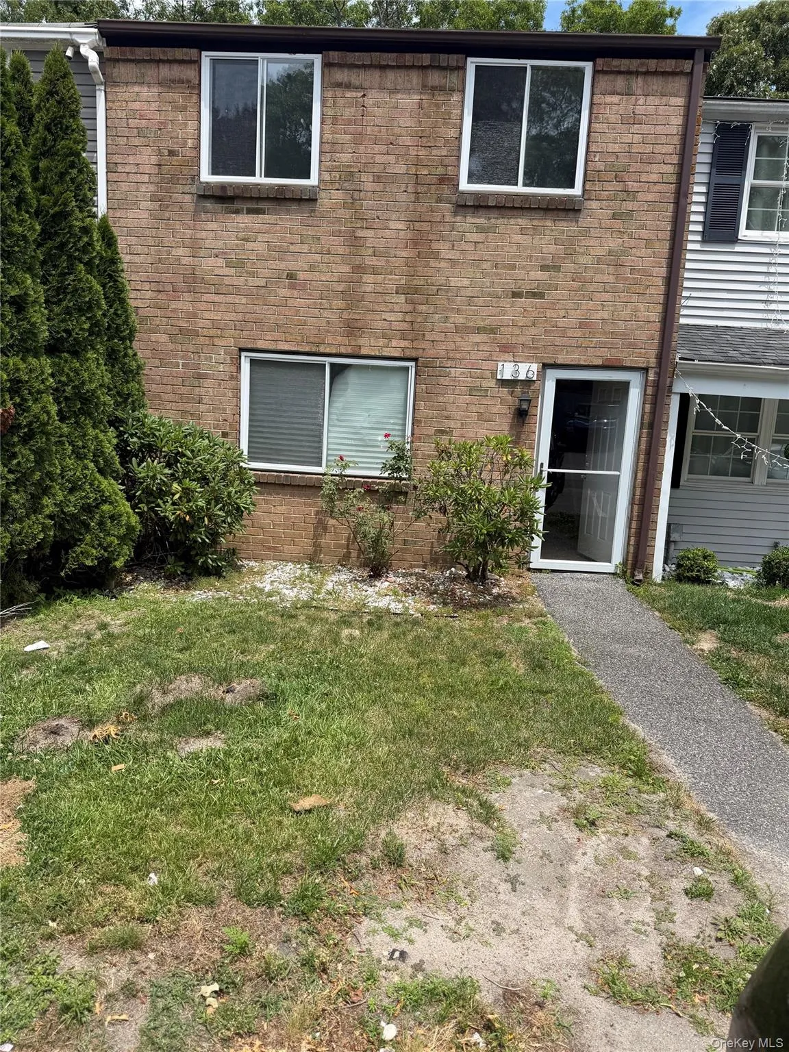 136 Hill Crescent, Riverhead, NY, 3 Bedrooms Bedrooms, 5 Rooms Rooms,1 BathroomBathrooms,Residential Lease,For Rent,Hill,0,1016243 136 Hill Crescent, Riverhead, NY, 3 Bedrooms Bedrooms, 5 Rooms Rooms,1 BathroomBathrooms,Residential Lease,For Rent,Hill,0,1016243