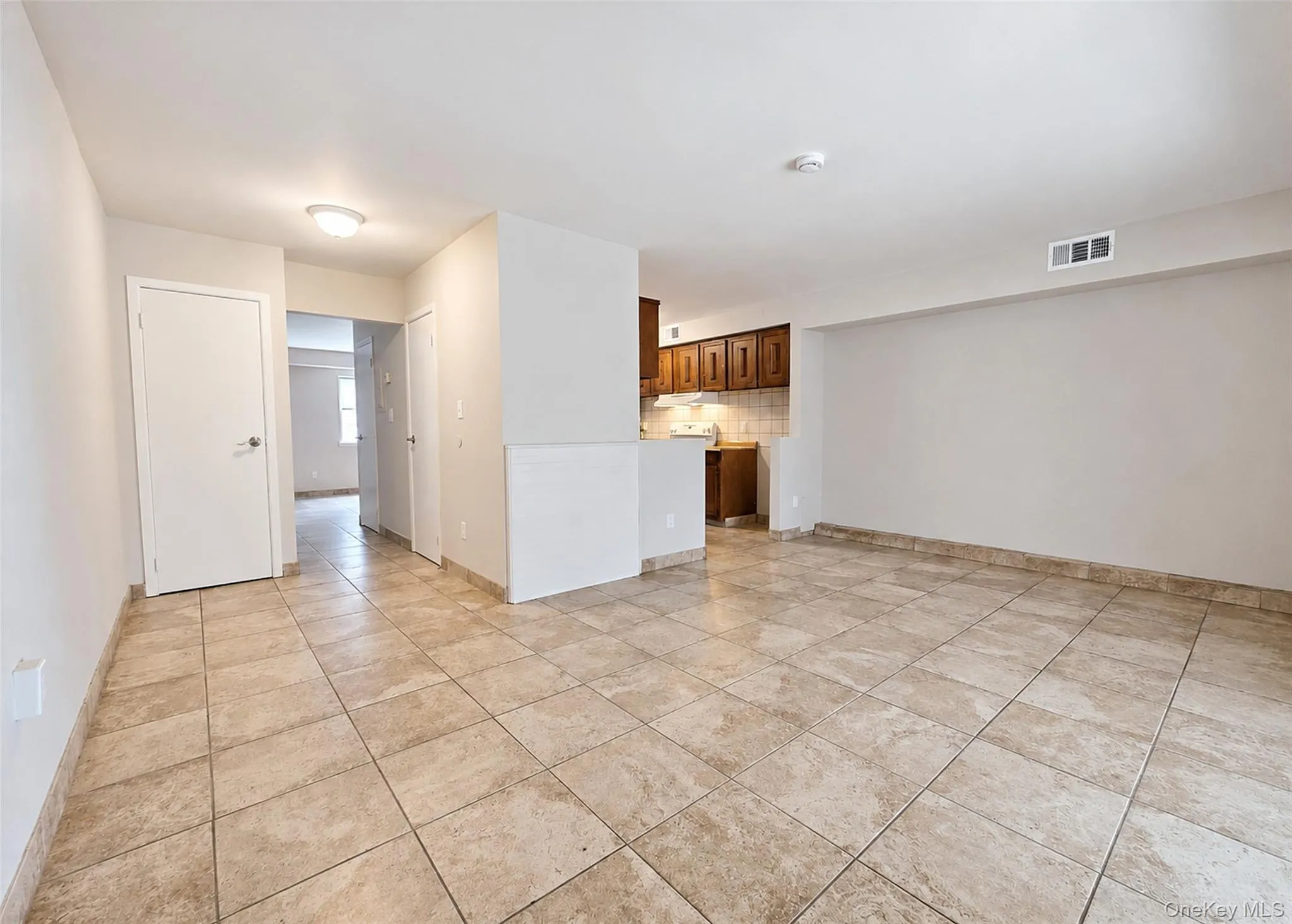 136 Hill Crescent, Riverhead, NY, 3 Bedrooms Bedrooms, 5 Rooms Rooms,1 BathroomBathrooms,Residential Lease,For Rent,Hill,0,1016243 136 Hill Crescent, Riverhead, NY, 3 Bedrooms Bedrooms, 5 Rooms Rooms,1 BathroomBathrooms,Residential Lease,For Rent,Hill,0,1016243