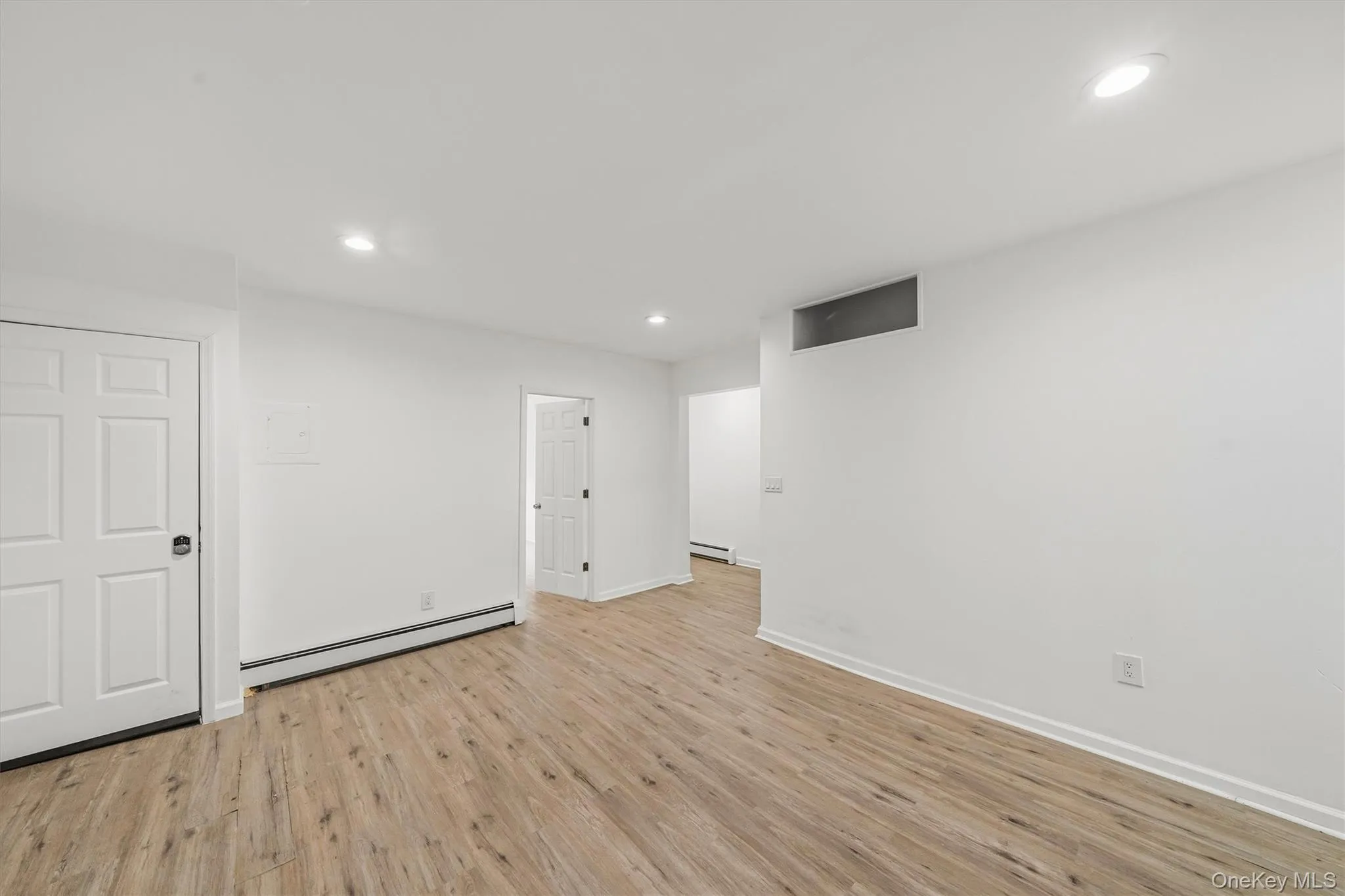 411 Liberty Street, Newburgh (city), NY, 3 Bedrooms Bedrooms, 5 Rooms Rooms,1 BathroomBathrooms,Residential Lease,For Rent,Liberty,0,1016248 411 Liberty Street, Newburgh (city), NY, 3 Bedrooms Bedrooms, 5 Rooms Rooms,1 BathroomBathrooms,Residential Lease,For Rent,Liberty,0,1016248