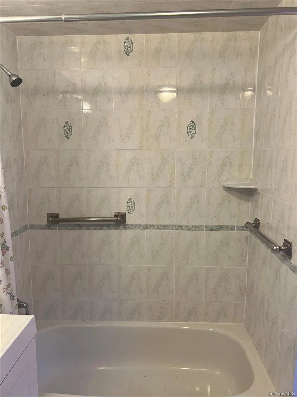 Full Bathroom Upstairs Full Bathroom Upstairs
