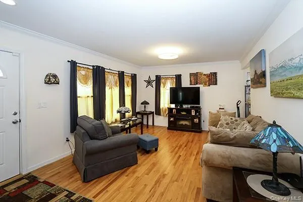 100 Laux Place, Hempstead, NY, 3 Bedrooms Bedrooms, 5 Rooms Rooms,2 BathroomsBathrooms,Residential,For Rent,Laux,0,1016254 100 Laux Place, Hempstead, NY, 3 Bedrooms Bedrooms, 5 Rooms Rooms,2 BathroomsBathrooms,Residential,For Rent,Laux,0,1016254