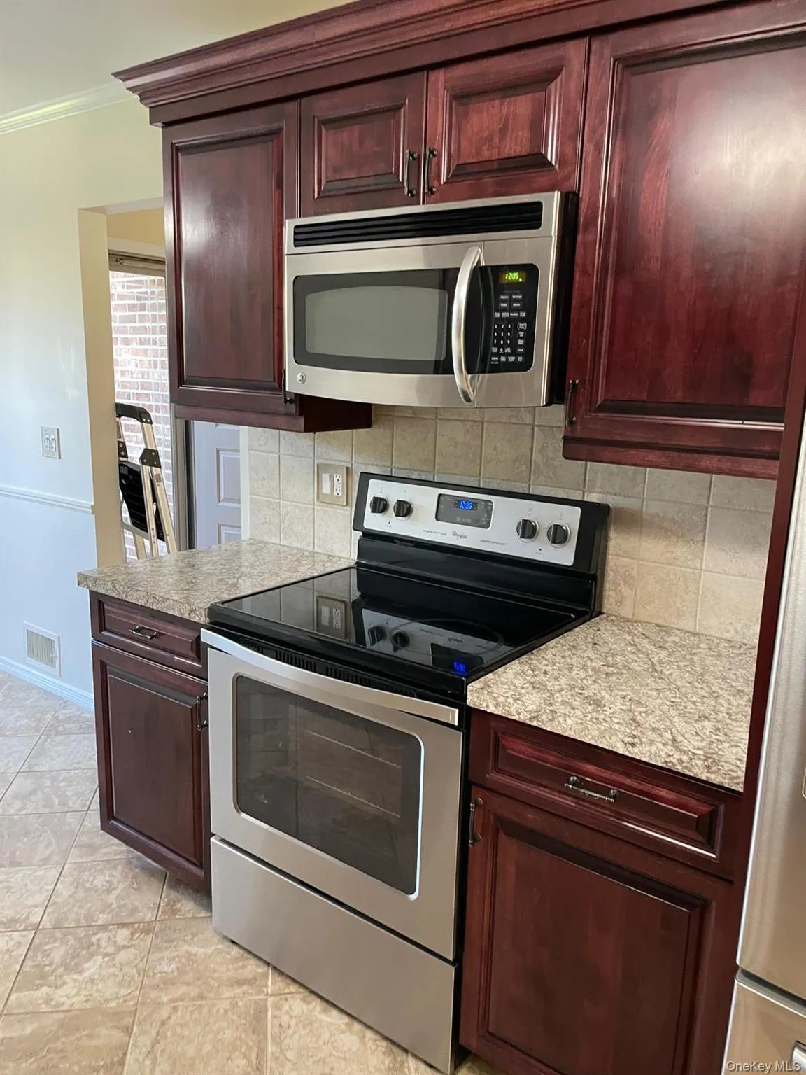 261 Pond View Ln, Smithtown, NY, 3 Bedrooms Bedrooms, 6 Rooms Rooms,2 BathroomsBathrooms,Residential Lease,For Rent,Pond View Ln,0,1016255 261 Pond View Ln, Smithtown, NY, 3 Bedrooms Bedrooms, 6 Rooms Rooms,2 BathroomsBathrooms,Residential Lease,For Rent,Pond View Ln,0,1016255