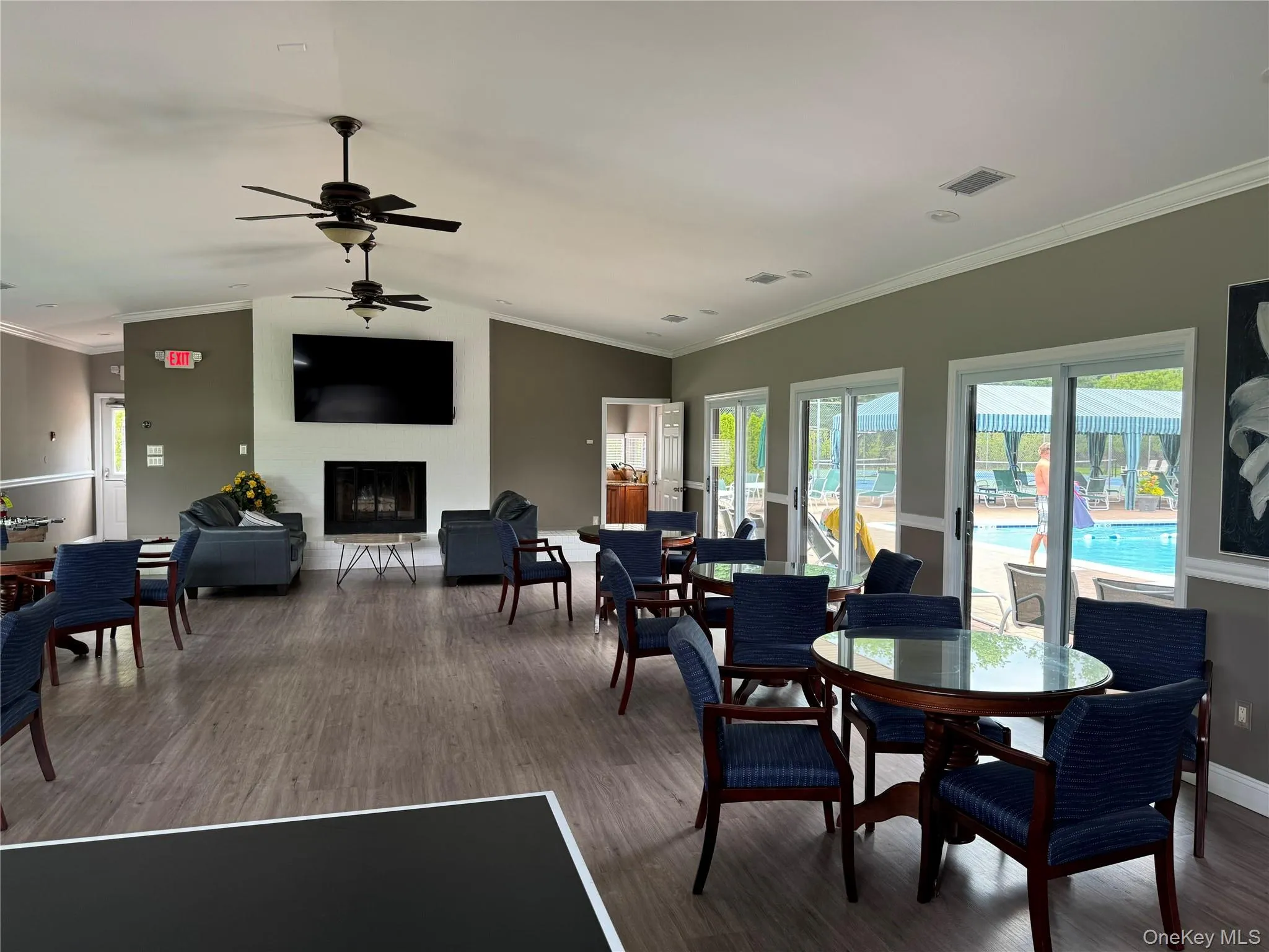 261 Pond View Ln, Smithtown, NY, 3 Bedrooms Bedrooms, 6 Rooms Rooms,2 BathroomsBathrooms,Residential Lease,For Rent,Pond View Ln,0,1016255 261 Pond View Ln, Smithtown, NY, 3 Bedrooms Bedrooms, 6 Rooms Rooms,2 BathroomsBathrooms,Residential Lease,For Rent,Pond View Ln,0,1016255