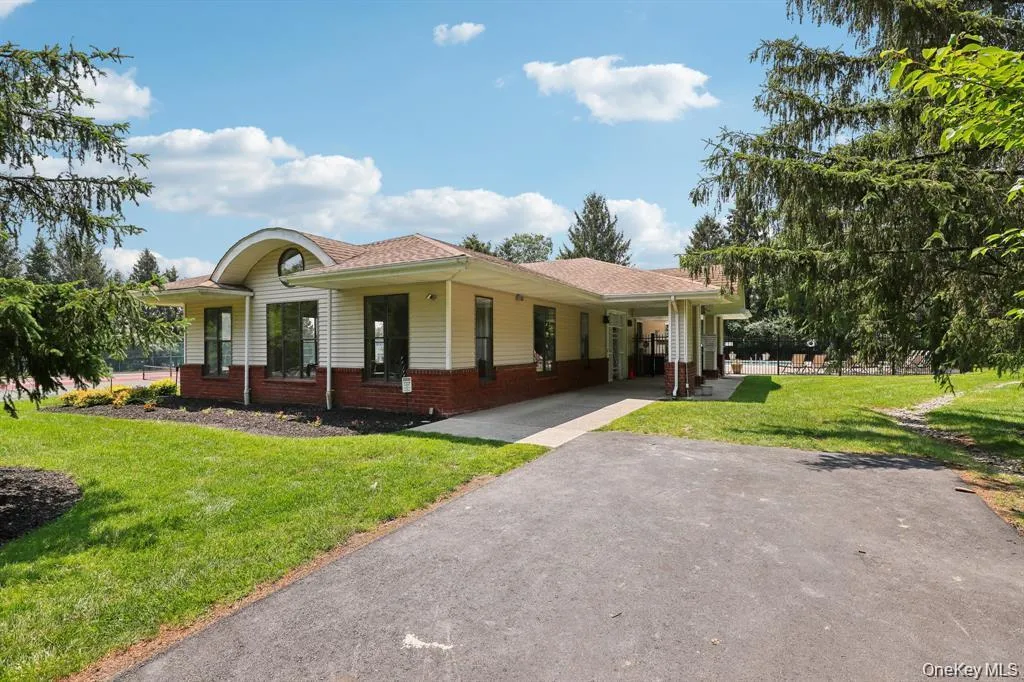 181 Deer Ct Drive, Middletown, NY, 3 Bedrooms Bedrooms, 8 Rooms Rooms,2 BathroomsBathrooms,Residential,For Rent,Deer Ct,0,1016257 181 Deer Ct Drive, Middletown, NY, 3 Bedrooms Bedrooms, 8 Rooms Rooms,2 BathroomsBathrooms,Residential,For Rent,Deer Ct,0,1016257