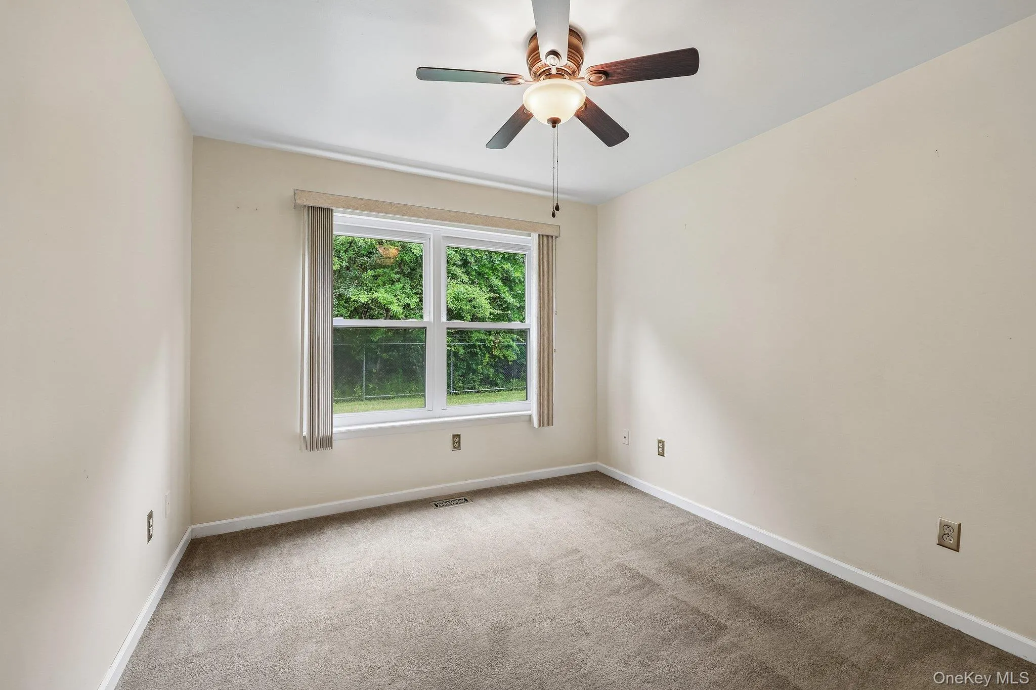 181 Deer Ct Drive, Middletown, NY, 3 Bedrooms Bedrooms, 8 Rooms Rooms,2 BathroomsBathrooms,Residential,For Rent,Deer Ct,0,1016257 181 Deer Ct Drive, Middletown, NY, 3 Bedrooms Bedrooms, 8 Rooms Rooms,2 BathroomsBathrooms,Residential,For Rent,Deer Ct,0,1016257