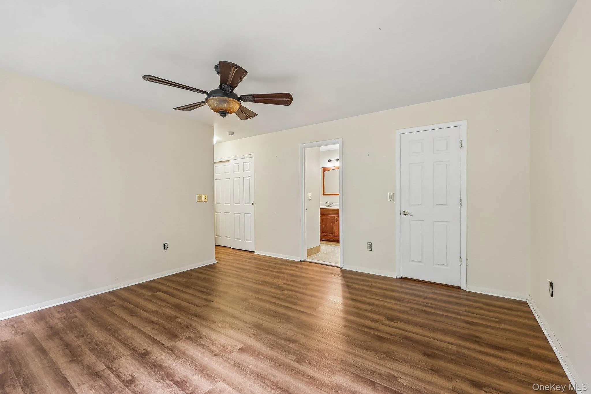 181 Deer Ct Drive, Middletown, NY, 3 Bedrooms Bedrooms, 8 Rooms Rooms,2 BathroomsBathrooms,Residential,For Rent,Deer Ct,0,1016257 181 Deer Ct Drive, Middletown, NY, 3 Bedrooms Bedrooms, 8 Rooms Rooms,2 BathroomsBathrooms,Residential,For Rent,Deer Ct,0,1016257