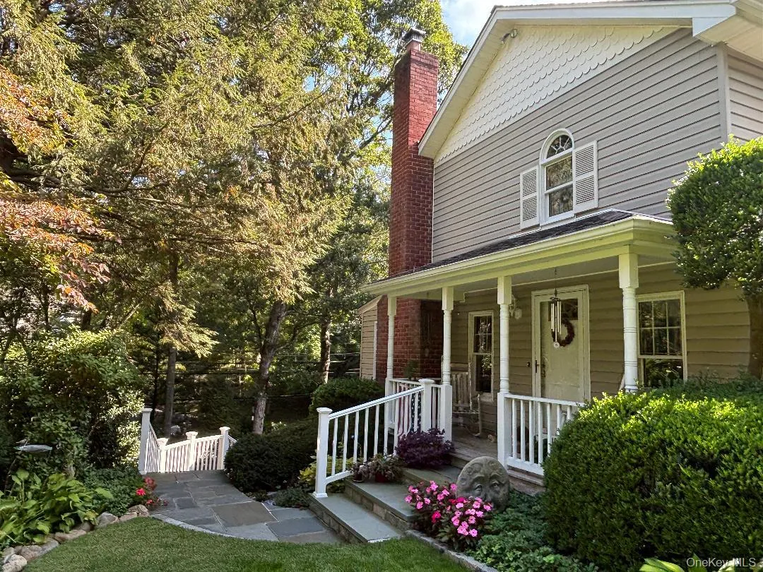 111 Stony Hollow Road, Huntington, NY, 3 Bedrooms Bedrooms, 8 Rooms Rooms,2 BathroomsBathrooms,Residential,For Rent,Stony Hollow,0,1016262 111 Stony Hollow Road, Huntington, NY, 3 Bedrooms Bedrooms, 8 Rooms Rooms,2 BathroomsBathrooms,Residential,For Rent,Stony Hollow,0,1016262