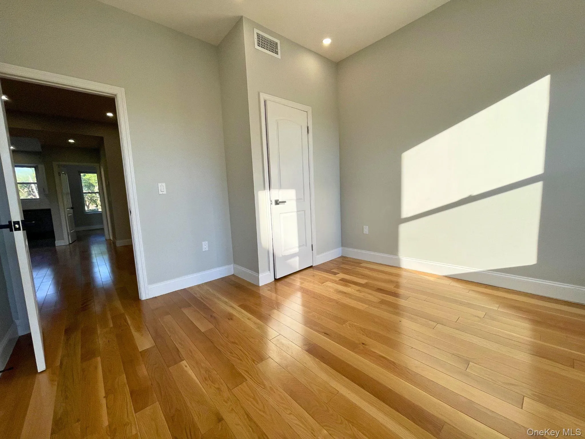 255 Amboy Street, New York, NY, 3 Bedrooms Bedrooms, 4 Rooms Rooms,1 BathroomBathrooms,Residential Lease,For Rent,Amboy,0,1016266 255 Amboy Street, New York, NY, 3 Bedrooms Bedrooms, 4 Rooms Rooms,1 BathroomBathrooms,Residential Lease,For Rent,Amboy,0,1016266