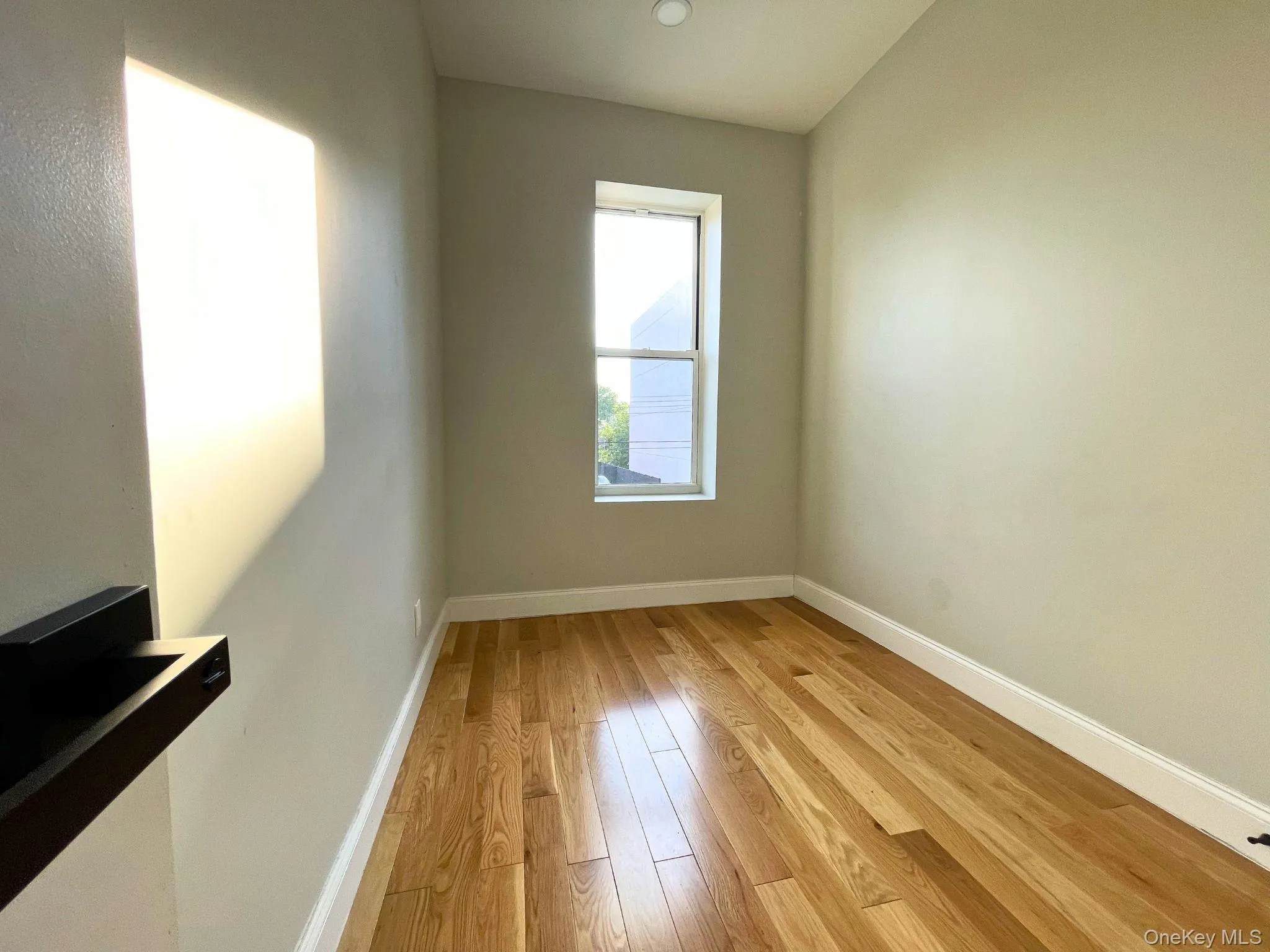 255 Amboy Street, New York, NY, 3 Bedrooms Bedrooms, 4 Rooms Rooms,1 BathroomBathrooms,Residential Lease,For Rent,Amboy,0,1016266 255 Amboy Street, New York, NY, 3 Bedrooms Bedrooms, 4 Rooms Rooms,1 BathroomBathrooms,Residential Lease,For Rent,Amboy,0,1016266