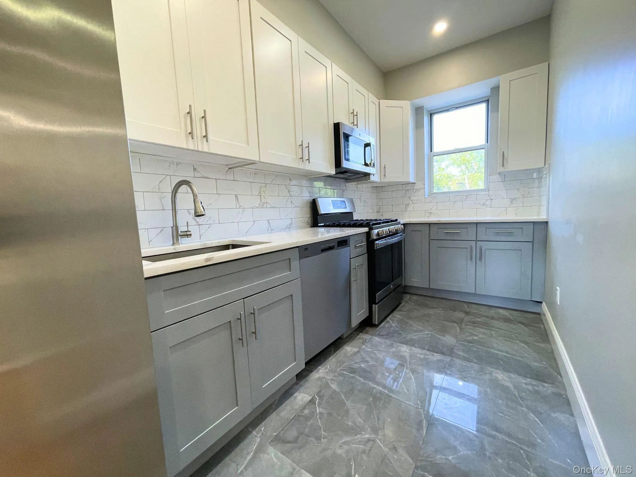 255 Amboy Street, New York, NY, 3 Bedrooms Bedrooms, 4 Rooms Rooms,1 BathroomBathrooms,Residential Lease,For Rent,Amboy,0,1016266 255 Amboy Street, New York, NY, 3 Bedrooms Bedrooms, 4 Rooms Rooms,1 BathroomBathrooms,Residential Lease,For Rent,Amboy,0,1016266