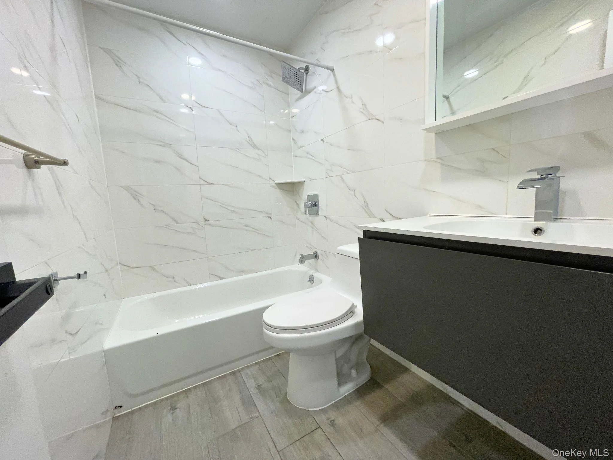 255 Amboy Street, New York, NY, 3 Bedrooms Bedrooms, 4 Rooms Rooms,1 BathroomBathrooms,Residential Lease,For Rent,Amboy,0,1016266 255 Amboy Street, New York, NY, 3 Bedrooms Bedrooms, 4 Rooms Rooms,1 BathroomBathrooms,Residential Lease,For Rent,Amboy,0,1016266