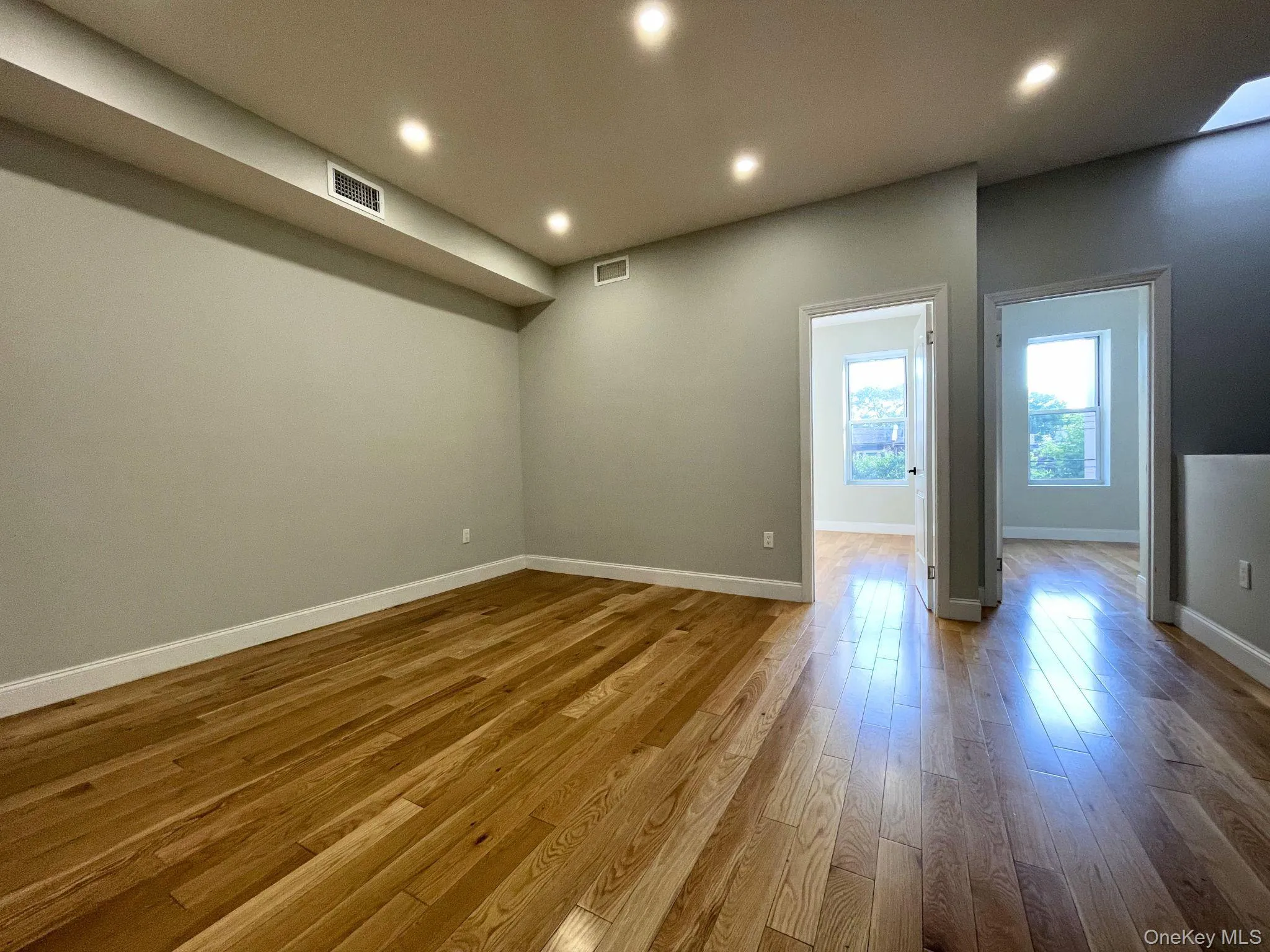 255 Amboy Street, New York, NY, 3 Bedrooms Bedrooms, 4 Rooms Rooms,1 BathroomBathrooms,Residential Lease,For Rent,Amboy,0,1016266 255 Amboy Street, New York, NY, 3 Bedrooms Bedrooms, 4 Rooms Rooms,1 BathroomBathrooms,Residential Lease,For Rent,Amboy,0,1016266