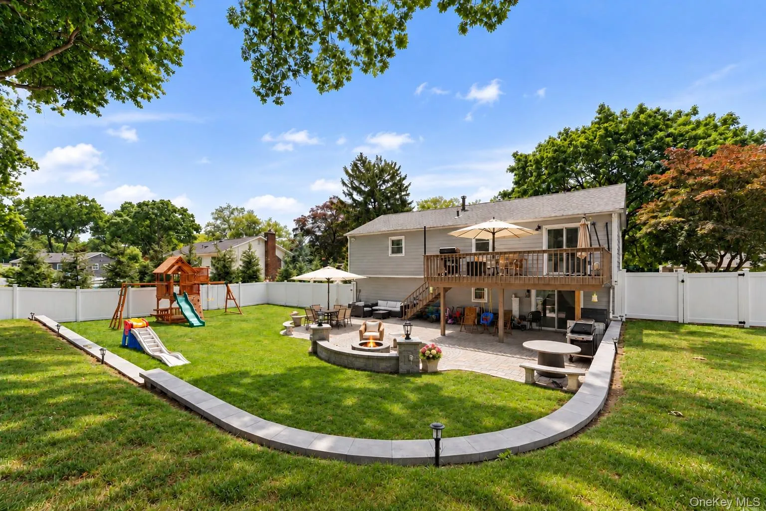 575 Babbling Brook Lane, Clarkstown, NY, 3 Bedrooms Bedrooms, 9 Rooms Rooms,2 BathroomsBathrooms,Residential,For Rent,Babbling Brook,0,1016268 575 Babbling Brook Lane, Clarkstown, NY, 3 Bedrooms Bedrooms, 9 Rooms Rooms,2 BathroomsBathrooms,Residential,For Rent,Babbling Brook,0,1016268