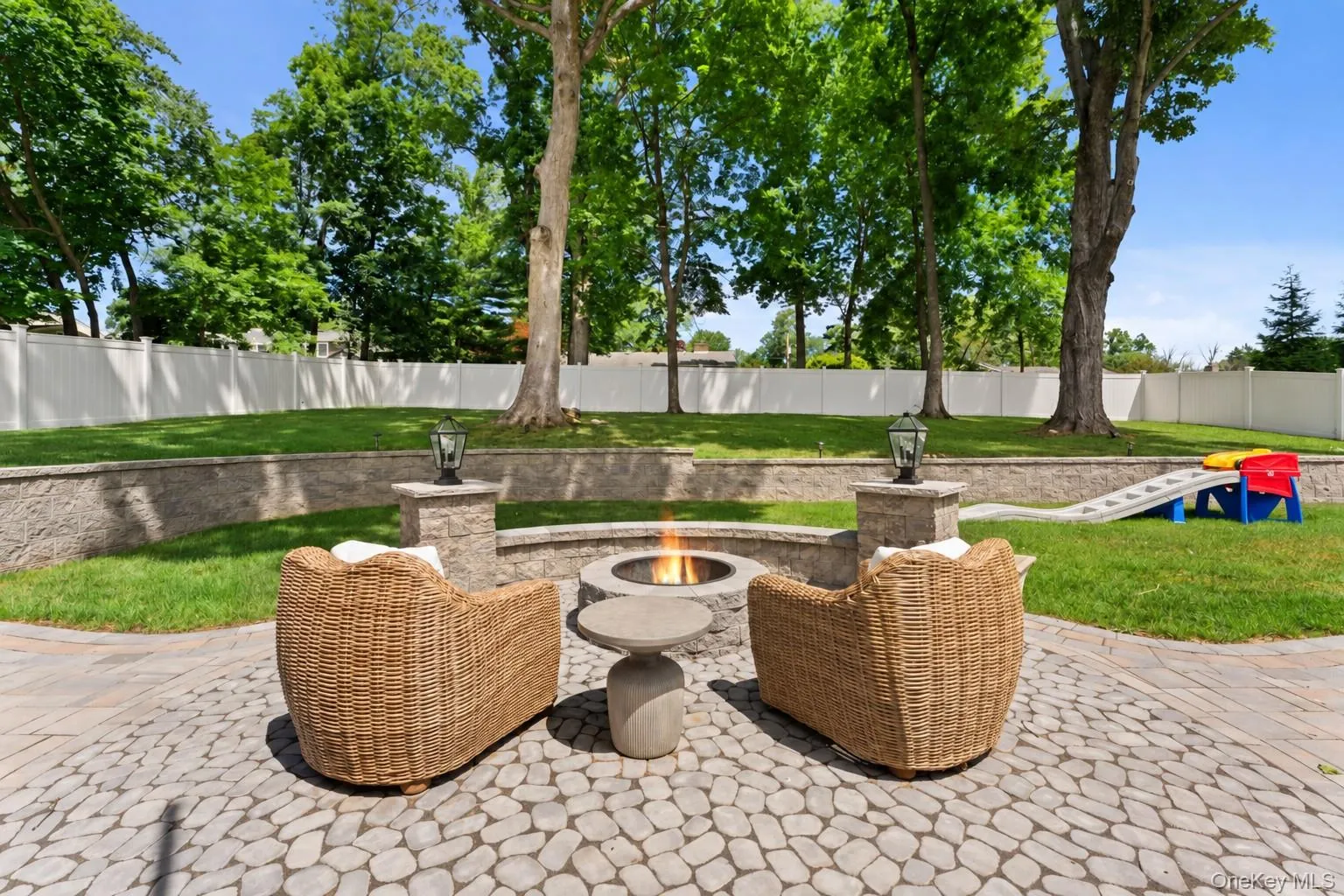 575 Babbling Brook Lane, Clarkstown, NY, 3 Bedrooms Bedrooms, 9 Rooms Rooms,2 BathroomsBathrooms,Residential,For Rent,Babbling Brook,0,1016268 575 Babbling Brook Lane, Clarkstown, NY, 3 Bedrooms Bedrooms, 9 Rooms Rooms,2 BathroomsBathrooms,Residential,For Rent,Babbling Brook,0,1016268
