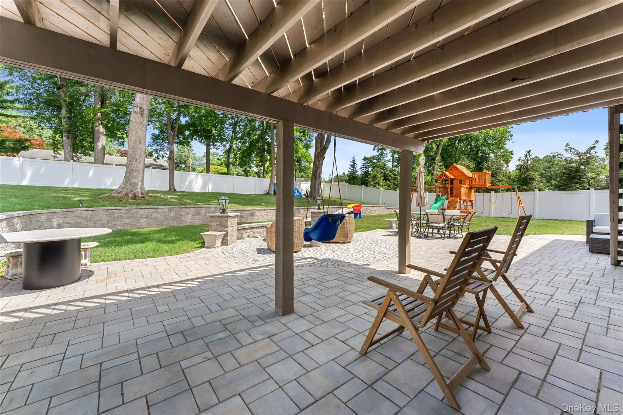 575 Babbling Brook Lane, Clarkstown, NY, 3 Bedrooms Bedrooms, 9 Rooms Rooms,2 BathroomsBathrooms,Residential,For Rent,Babbling Brook,0,1016268 575 Babbling Brook Lane, Clarkstown, NY, 3 Bedrooms Bedrooms, 9 Rooms Rooms,2 BathroomsBathrooms,Residential,For Rent,Babbling Brook,0,1016268