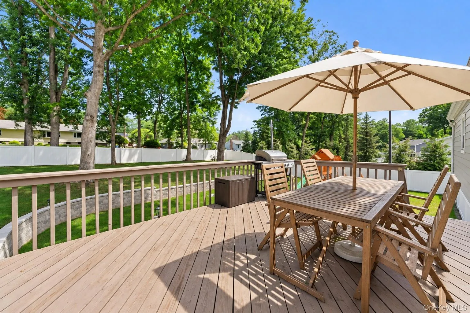575 Babbling Brook Lane, Clarkstown, NY, 3 Bedrooms Bedrooms, 9 Rooms Rooms,2 BathroomsBathrooms,Residential,For Rent,Babbling Brook,0,1016268 575 Babbling Brook Lane, Clarkstown, NY, 3 Bedrooms Bedrooms, 9 Rooms Rooms,2 BathroomsBathrooms,Residential,For Rent,Babbling Brook,0,1016268