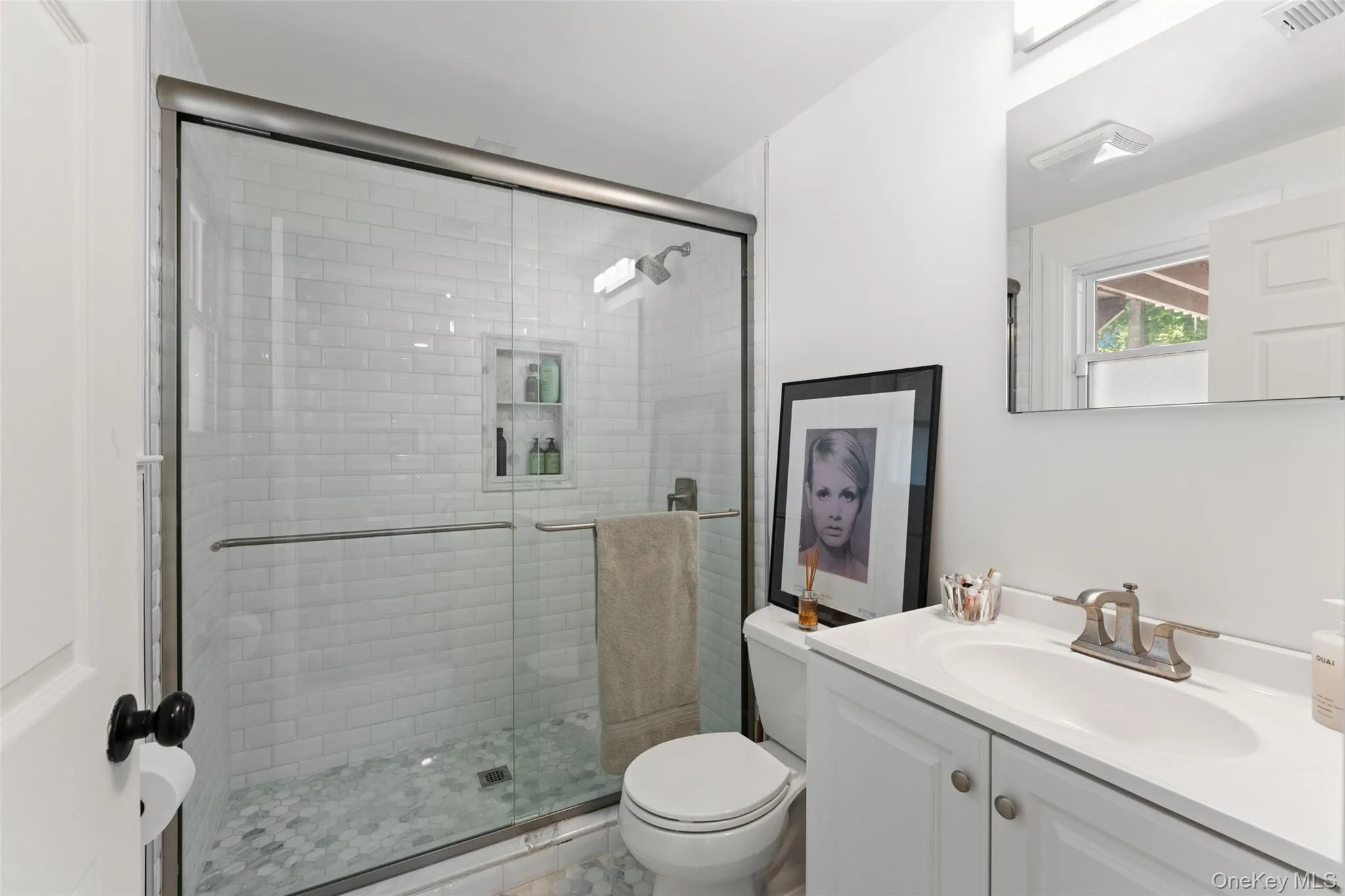 575 Babbling Brook Lane, Clarkstown, NY, 3 Bedrooms Bedrooms, 9 Rooms Rooms,2 BathroomsBathrooms,Residential,For Rent,Babbling Brook,0,1016268 575 Babbling Brook Lane, Clarkstown, NY, 3 Bedrooms Bedrooms, 9 Rooms Rooms,2 BathroomsBathrooms,Residential,For Rent,Babbling Brook,0,1016268