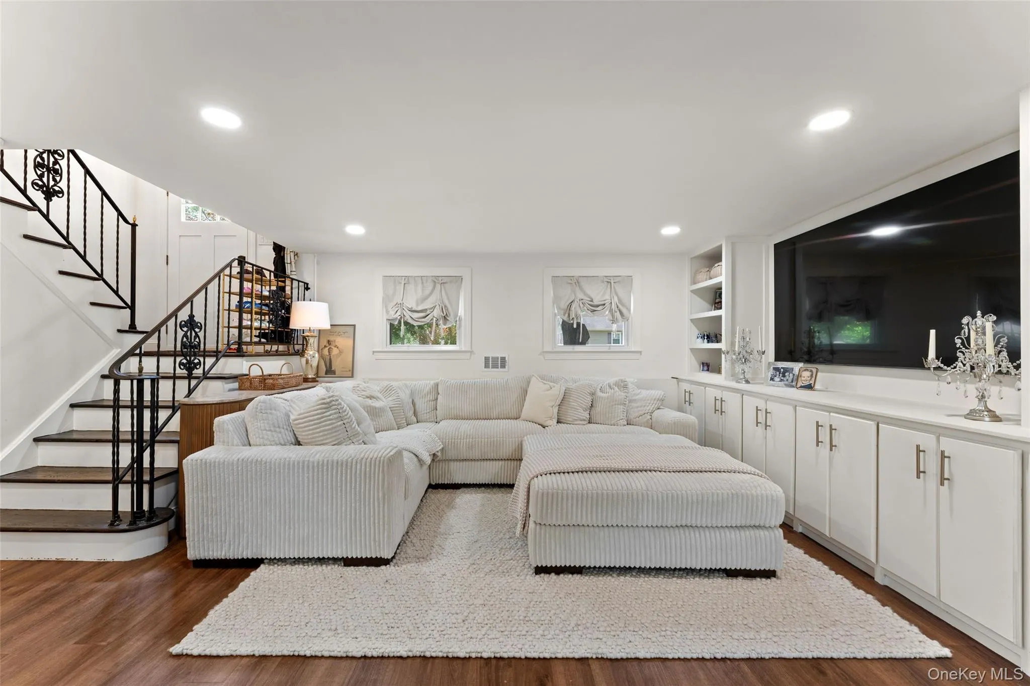 575 Babbling Brook Lane, Clarkstown, NY, 3 Bedrooms Bedrooms, 9 Rooms Rooms,2 BathroomsBathrooms,Residential,For Rent,Babbling Brook,0,1016268 575 Babbling Brook Lane, Clarkstown, NY, 3 Bedrooms Bedrooms, 9 Rooms Rooms,2 BathroomsBathrooms,Residential,For Rent,Babbling Brook,0,1016268