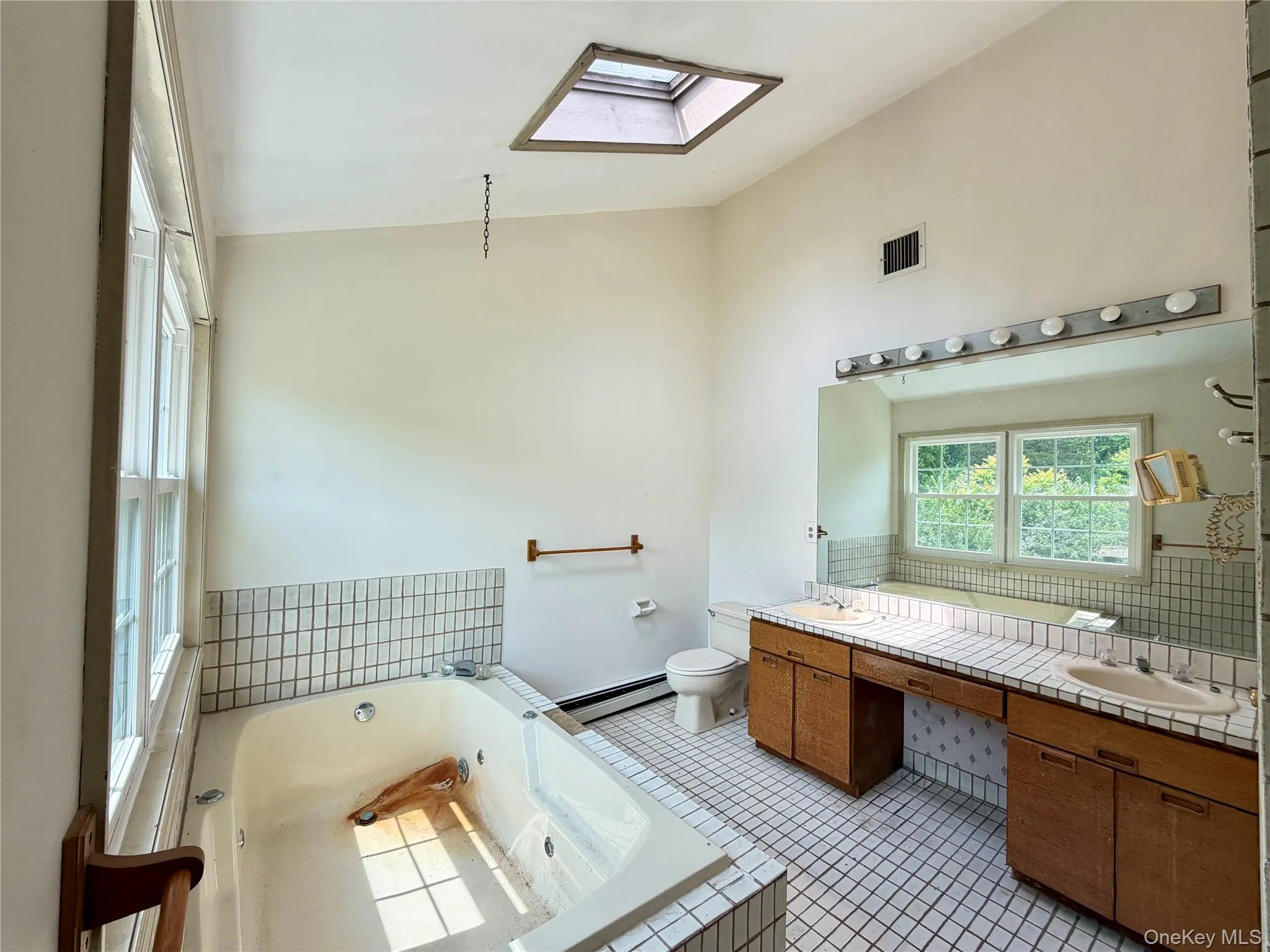 18 Fox Run, East Fishkill, NY, 5 Bedrooms Bedrooms, 10 Rooms Rooms,3 BathroomsBathrooms,Residential,For Rent,Fox,0,1016271 18 Fox Run, East Fishkill, NY, 5 Bedrooms Bedrooms, 10 Rooms Rooms,3 BathroomsBathrooms,Residential,For Rent,Fox,0,1016271