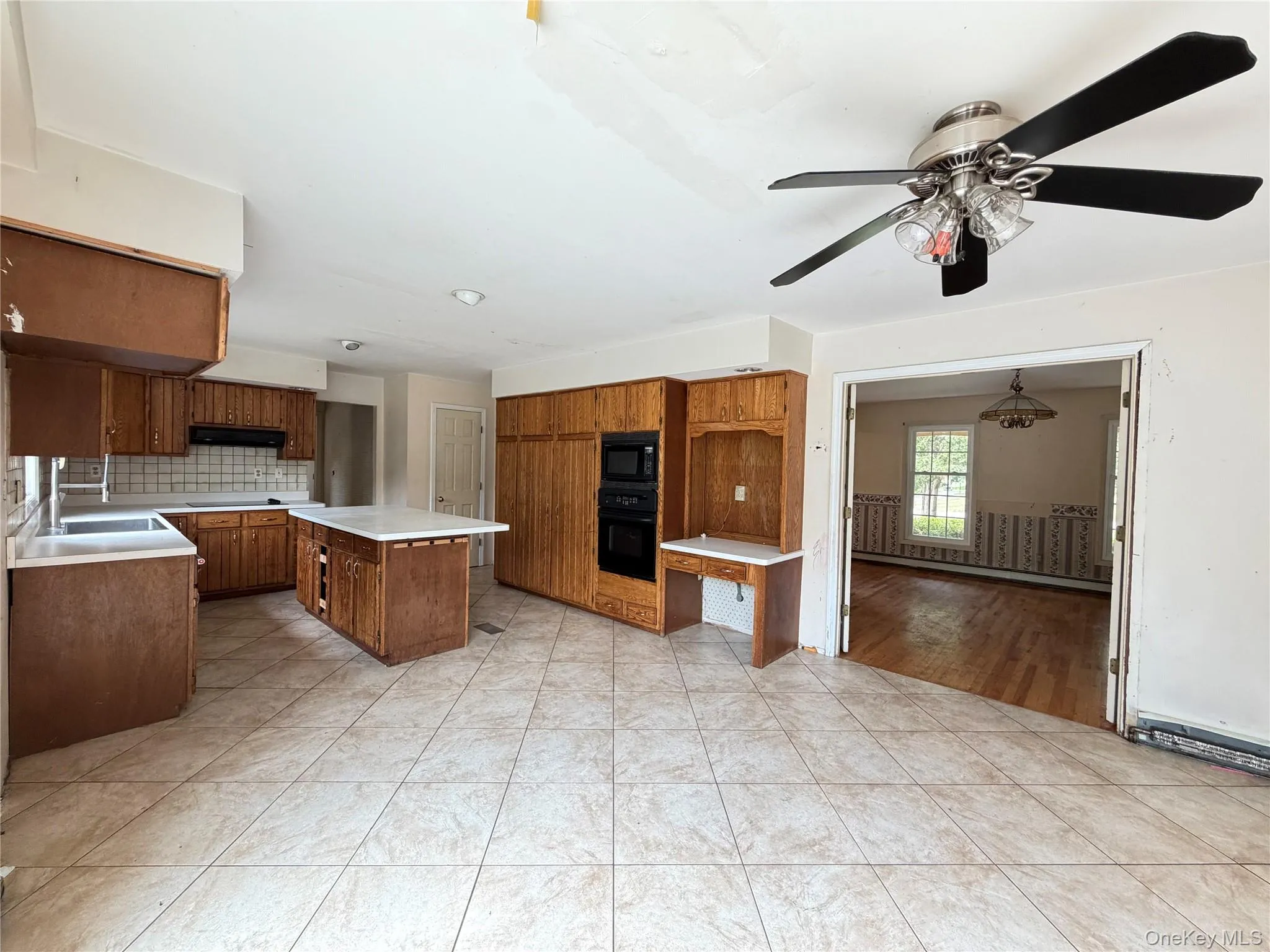 18 Fox Run, East Fishkill, NY, 5 Bedrooms Bedrooms, 10 Rooms Rooms,3 BathroomsBathrooms,Residential,For Rent,Fox,0,1016271 18 Fox Run, East Fishkill, NY, 5 Bedrooms Bedrooms, 10 Rooms Rooms,3 BathroomsBathrooms,Residential,For Rent,Fox,0,1016271