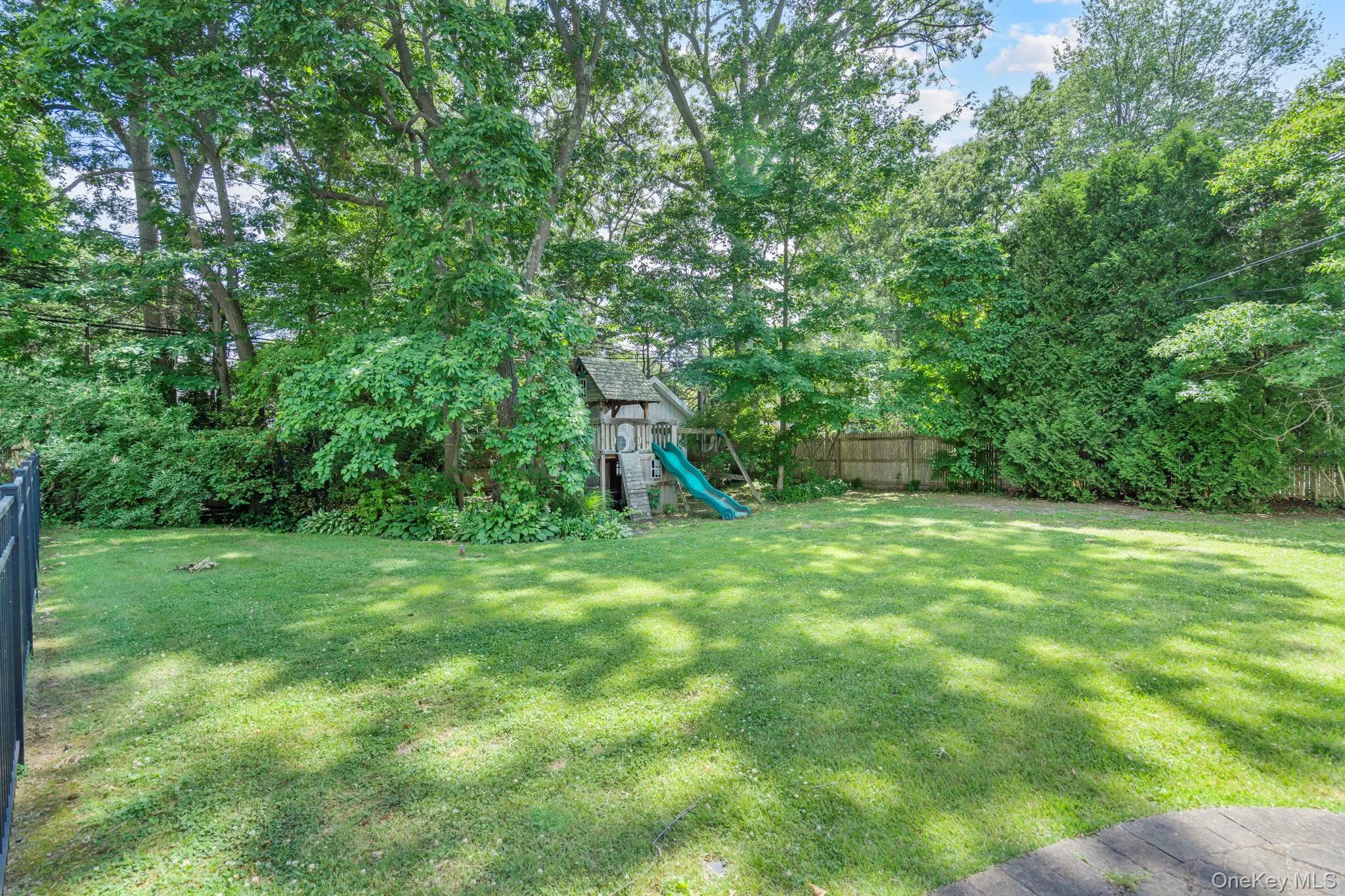 20 Spaulding Lane, Brookhaven, NY, 3 Bedrooms Bedrooms, 8 Rooms Rooms,2 BathroomsBathrooms,Residential,For Rent,Spaulding,0,1016276 20 Spaulding Lane, Brookhaven, NY, 3 Bedrooms Bedrooms, 8 Rooms Rooms,2 BathroomsBathrooms,Residential,For Rent,Spaulding,0,1016276