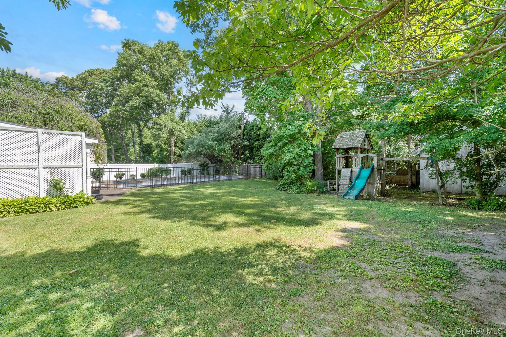20 Spaulding Lane, Brookhaven, NY, 3 Bedrooms Bedrooms, 8 Rooms Rooms,2 BathroomsBathrooms,Residential,For Rent,Spaulding,0,1016276 20 Spaulding Lane, Brookhaven, NY, 3 Bedrooms Bedrooms, 8 Rooms Rooms,2 BathroomsBathrooms,Residential,For Rent,Spaulding,0,1016276