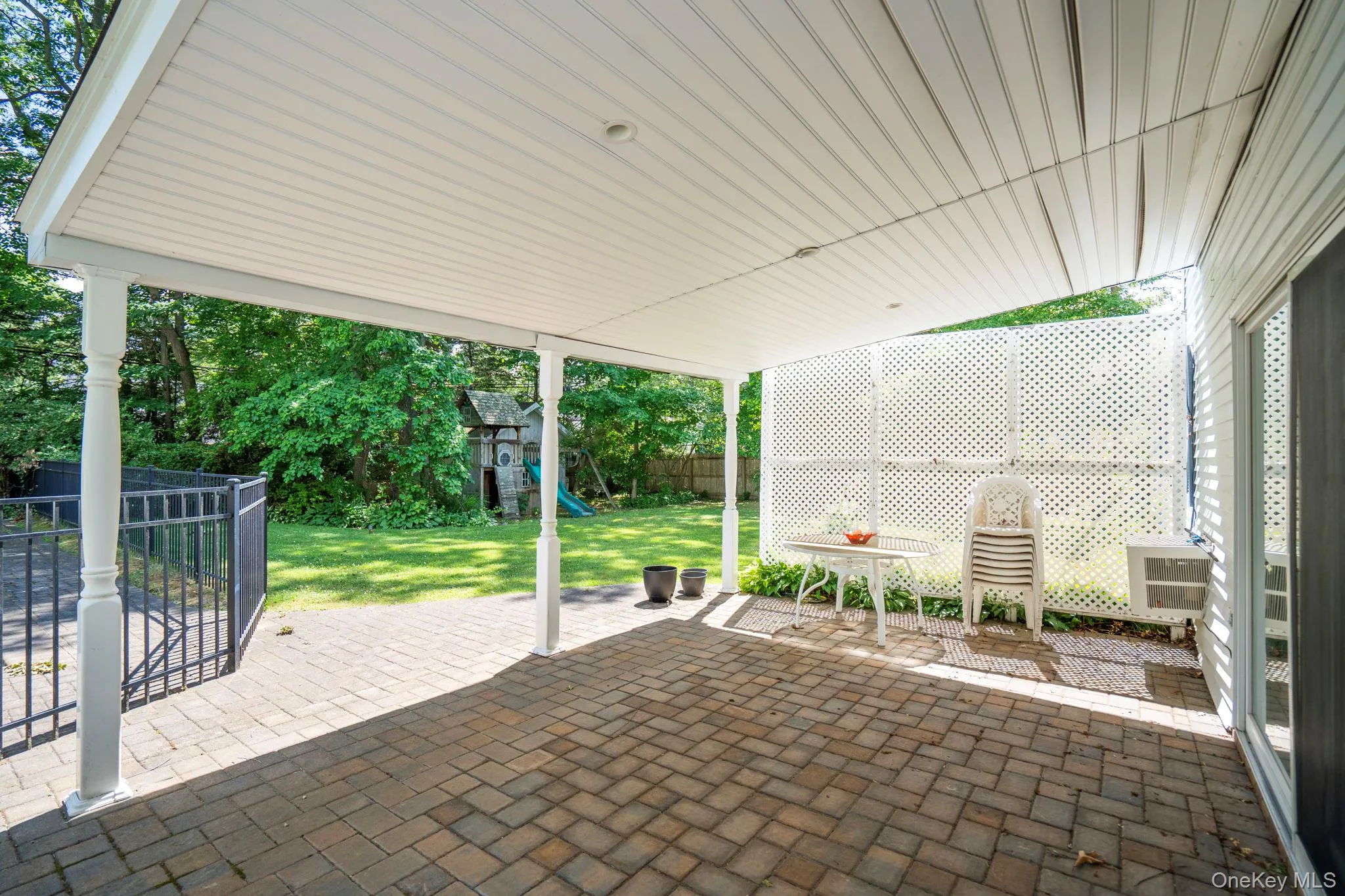 20 Spaulding Lane, Brookhaven, NY, 3 Bedrooms Bedrooms, 8 Rooms Rooms,2 BathroomsBathrooms,Residential,For Rent,Spaulding,0,1016276 20 Spaulding Lane, Brookhaven, NY, 3 Bedrooms Bedrooms, 8 Rooms Rooms,2 BathroomsBathrooms,Residential,For Rent,Spaulding,0,1016276