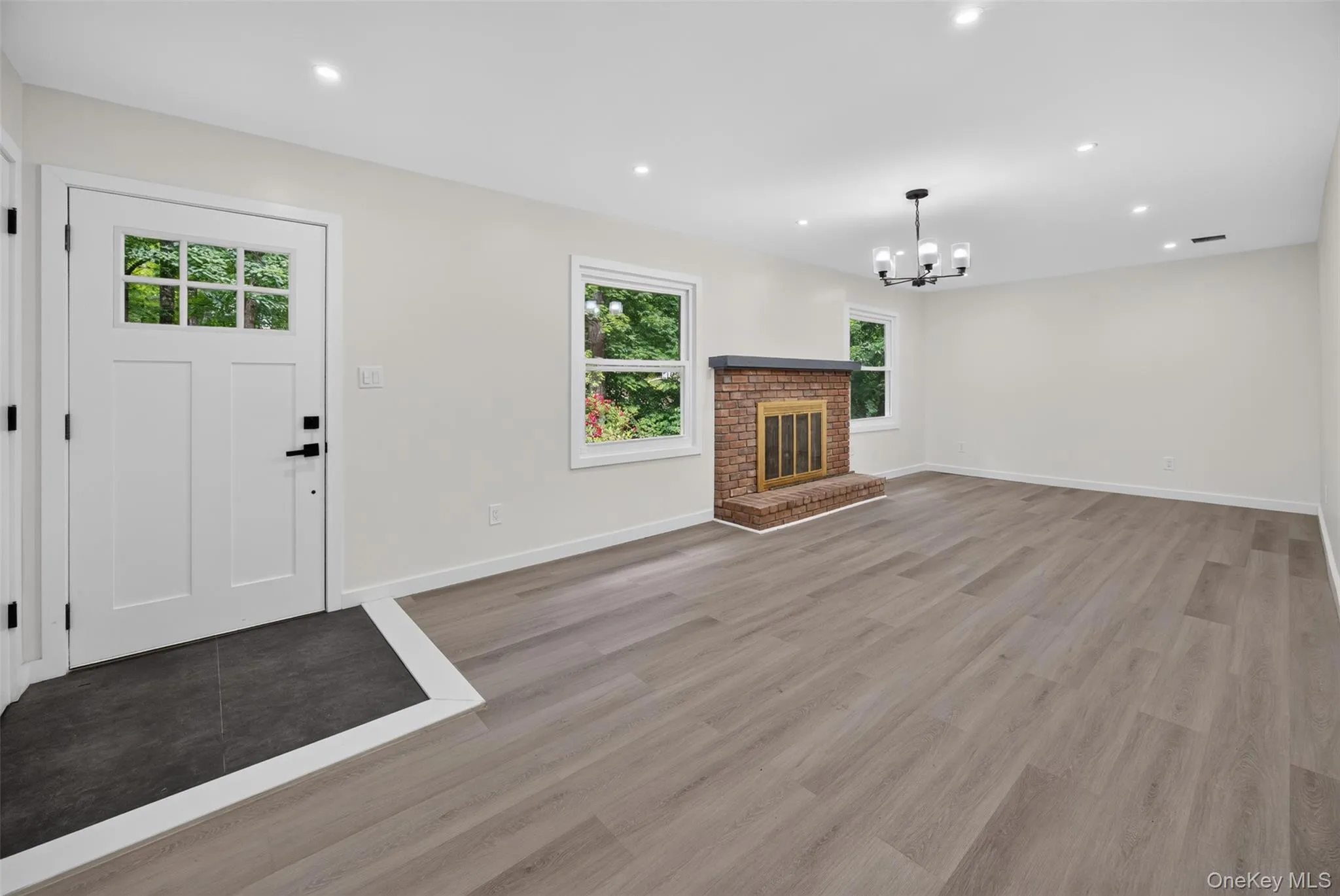 179 Roosevelt Road, Hyde Park, NY, 4 Bedrooms Bedrooms, 10 Rooms Rooms,2 BathroomsBathrooms,Residential Lease,For Rent,Roosevelt,0,1016279 179 Roosevelt Road, Hyde Park, NY, 4 Bedrooms Bedrooms, 10 Rooms Rooms,2 BathroomsBathrooms,Residential Lease,For Rent,Roosevelt,0,1016279
