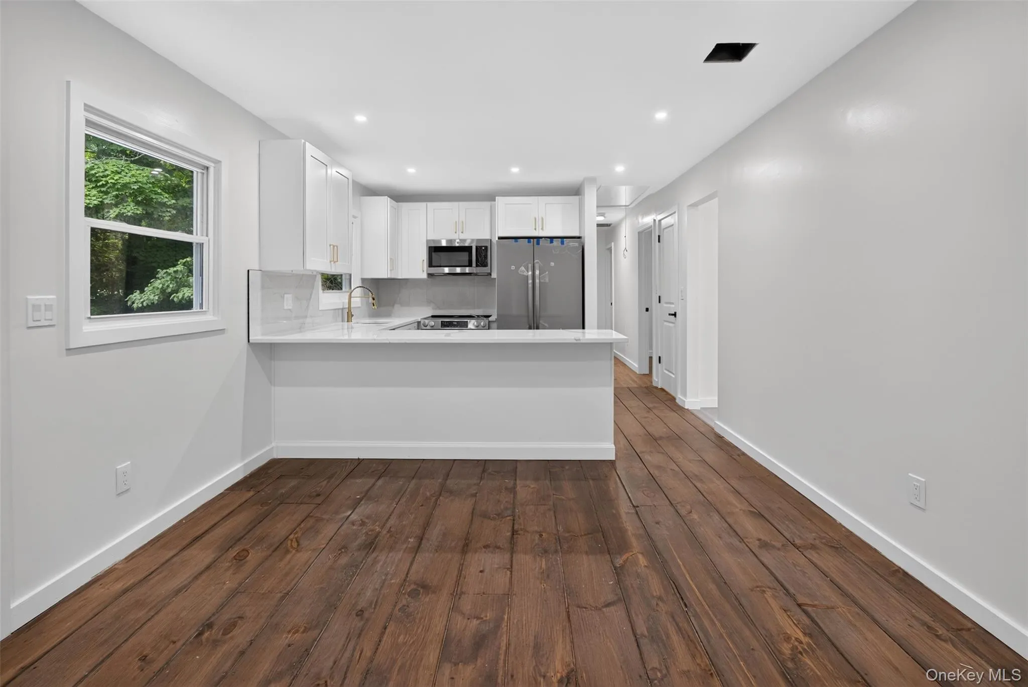 179 Roosevelt Road, Hyde Park, NY, 4 Bedrooms Bedrooms, 10 Rooms Rooms,2 BathroomsBathrooms,Residential Lease,For Rent,Roosevelt,0,1016279 179 Roosevelt Road, Hyde Park, NY, 4 Bedrooms Bedrooms, 10 Rooms Rooms,2 BathroomsBathrooms,Residential Lease,For Rent,Roosevelt,0,1016279
