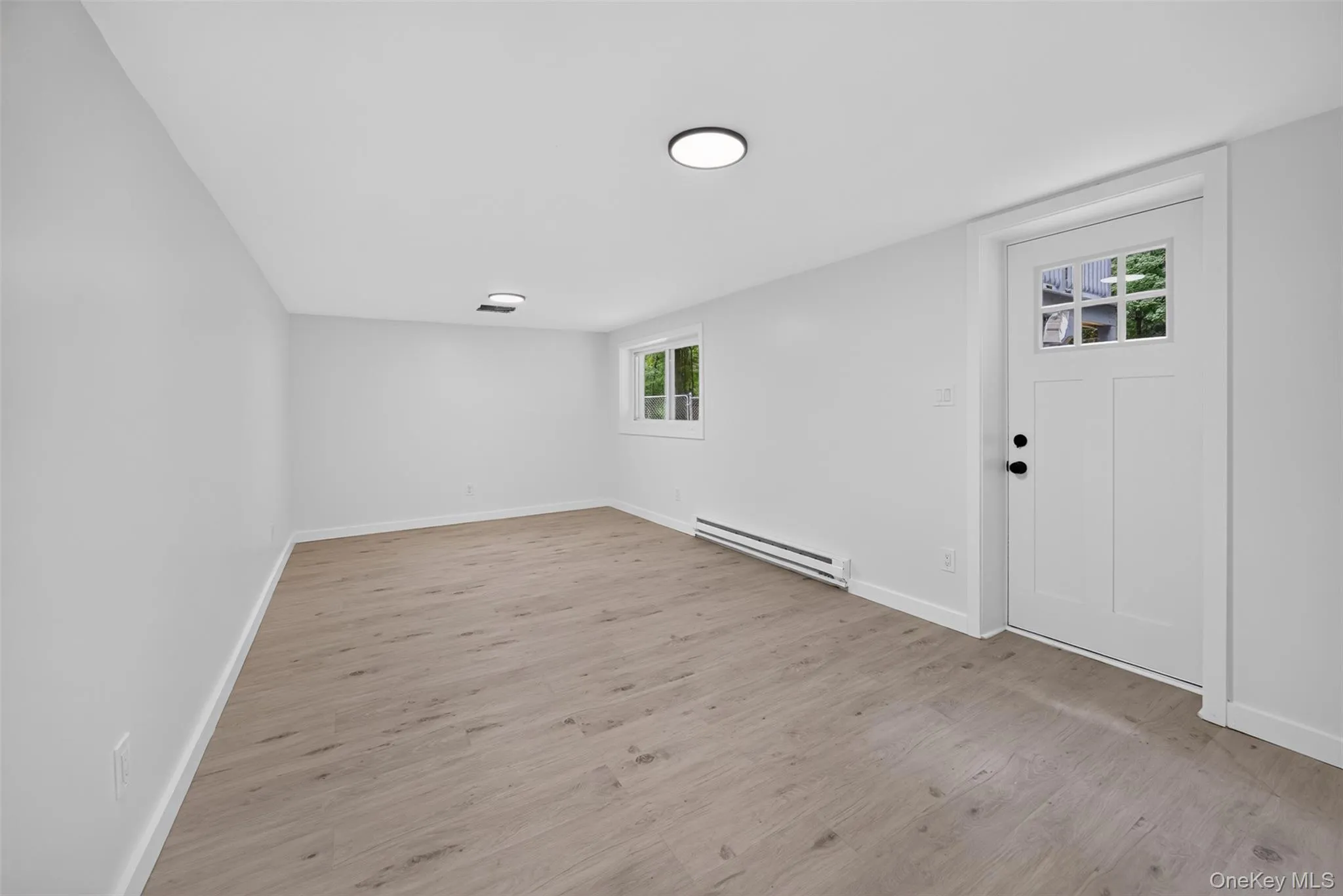 179 Roosevelt Road, Hyde Park, NY, 4 Bedrooms Bedrooms, 10 Rooms Rooms,2 BathroomsBathrooms,Residential Lease,For Rent,Roosevelt,0,1016279 179 Roosevelt Road, Hyde Park, NY, 4 Bedrooms Bedrooms, 10 Rooms Rooms,2 BathroomsBathrooms,Residential Lease,For Rent,Roosevelt,0,1016279
