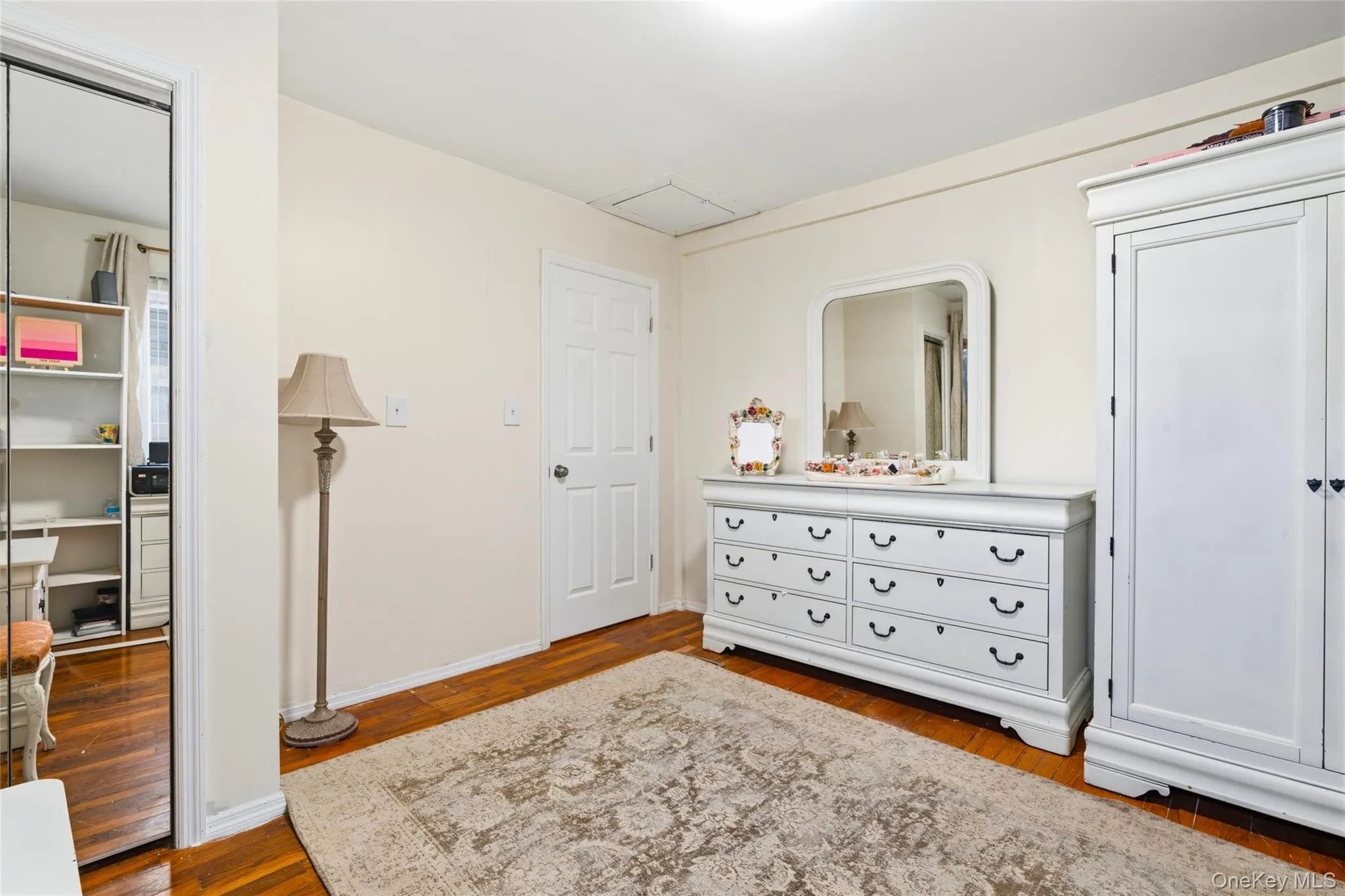 3414 Great Neck Road, Babylon, NY, 3 Bedrooms Bedrooms, 9 Rooms Rooms,1 BathroomBathrooms,Residential,For Rent,Great Neck,0,1016284 3414 Great Neck Road, Babylon, NY, 3 Bedrooms Bedrooms, 9 Rooms Rooms,1 BathroomBathrooms,Residential,For Rent,Great Neck,0,1016284