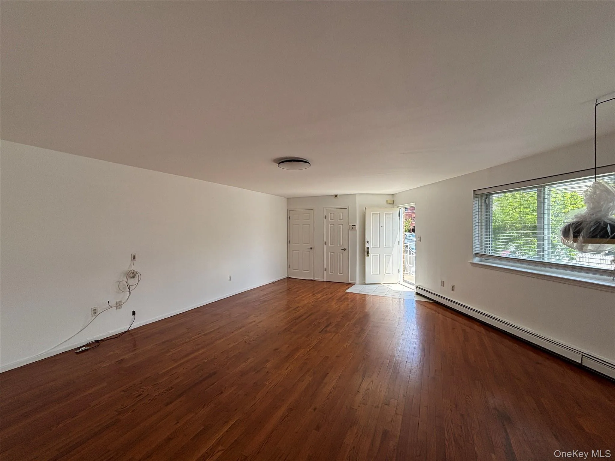 6507 Jay Avenue, New York, NY, 3 Bedrooms Bedrooms, 5 Rooms Rooms,1 BathroomBathrooms,Residential Lease,For Rent,Jay,0,1016286 6507 Jay Avenue, New York, NY, 3 Bedrooms Bedrooms, 5 Rooms Rooms,1 BathroomBathrooms,Residential Lease,For Rent,Jay,0,1016286