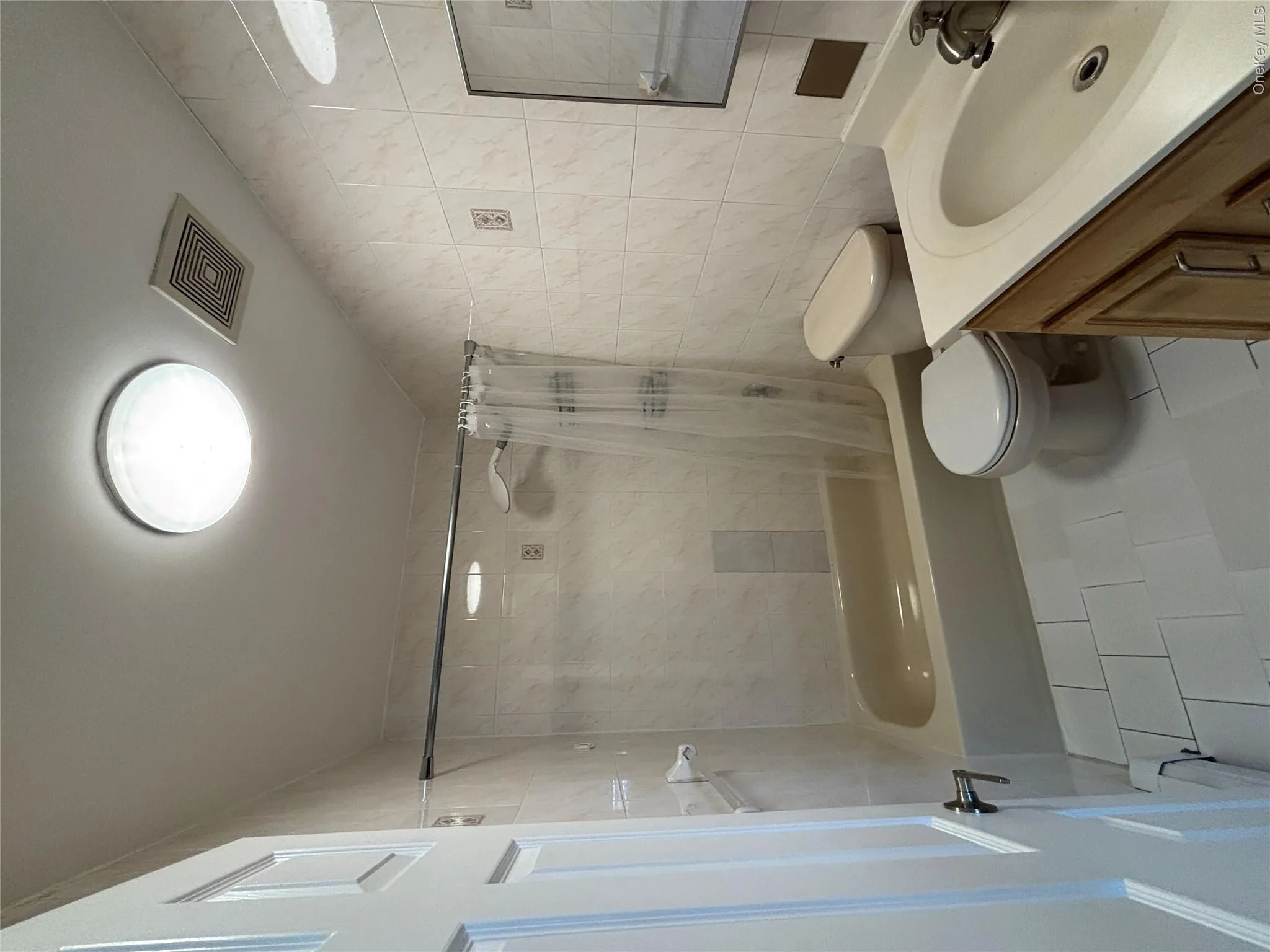 6507 Jay Avenue, New York, NY, 3 Bedrooms Bedrooms, 5 Rooms Rooms,1 BathroomBathrooms,Residential Lease,For Rent,Jay,0,1016286 6507 Jay Avenue, New York, NY, 3 Bedrooms Bedrooms, 5 Rooms Rooms,1 BathroomBathrooms,Residential Lease,For Rent,Jay,0,1016286