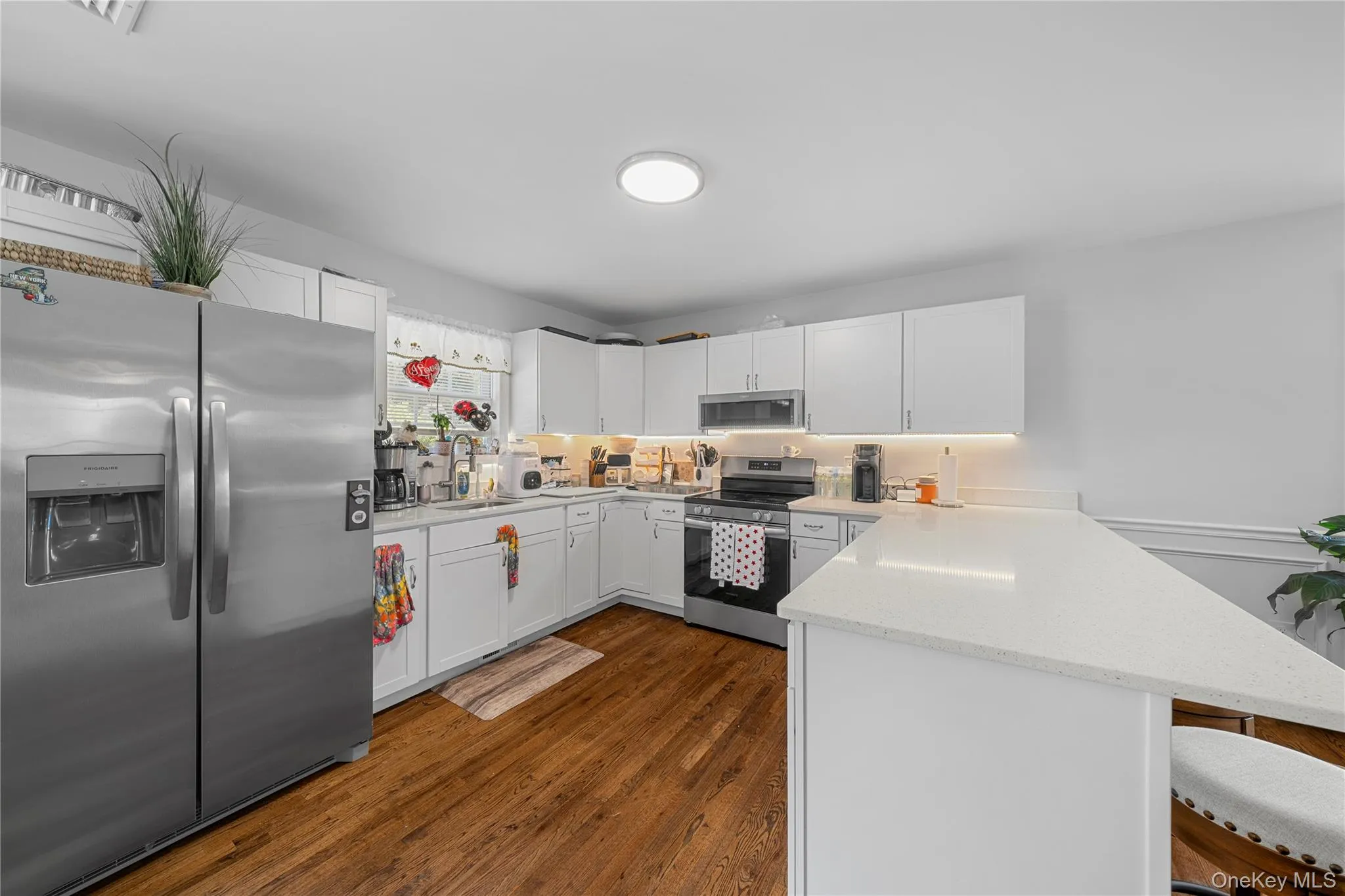 39 Seymour Drive, Brookhaven, NY, 3 Bedrooms Bedrooms, 6 Rooms Rooms,2 BathroomsBathrooms,Residential Lease,For Rent,Seymour,0,KEY1016289 39 Seymour Drive, Brookhaven, NY, 3 Bedrooms Bedrooms, 6 Rooms Rooms,2 BathroomsBathrooms,Residential Lease,For Rent,Seymour,0,KEY1016289
