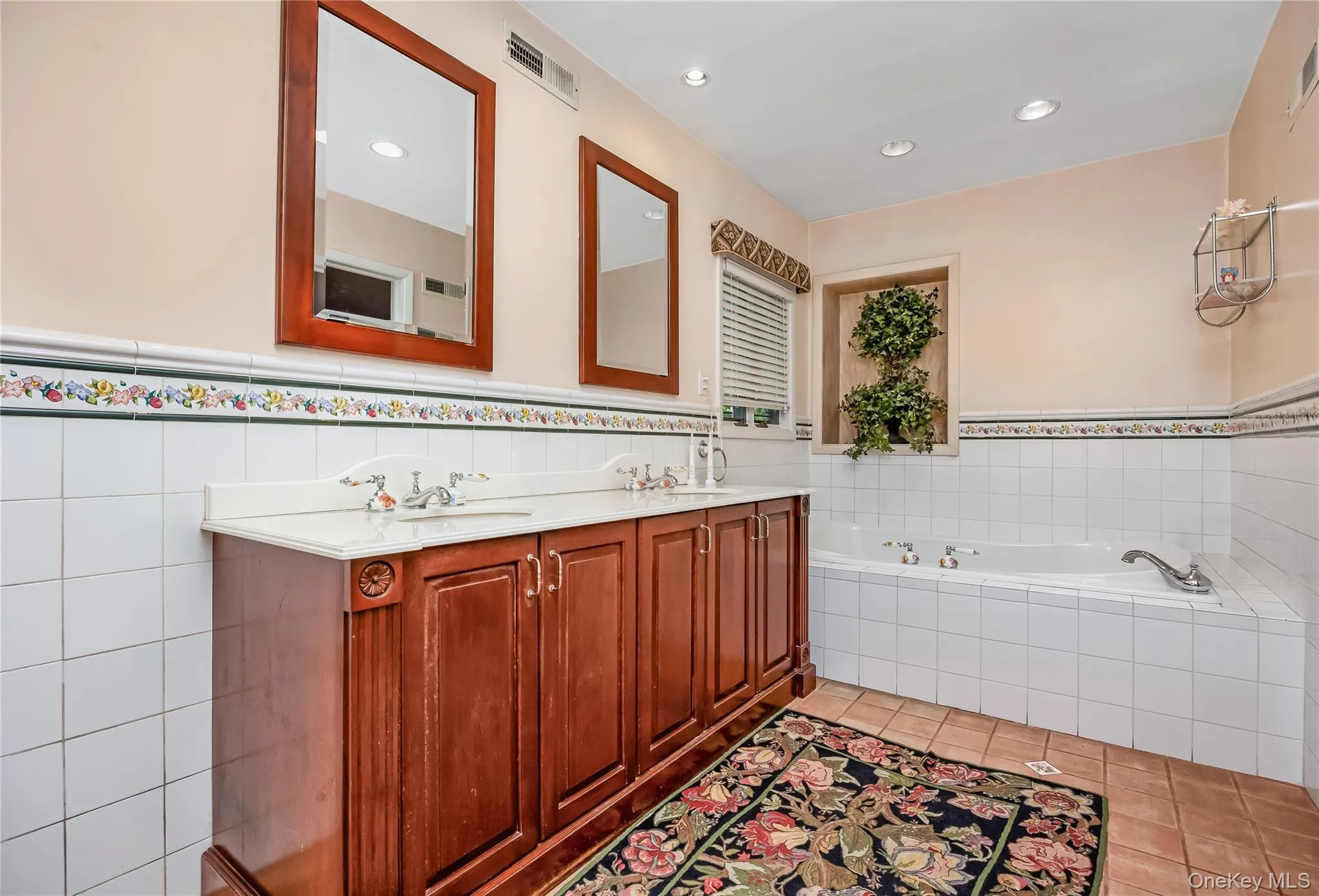 122 Woodmere Boulevard, Hempstead, NY, 5 Bedrooms Bedrooms, 11 Rooms Rooms,4 BathroomsBathrooms,Residential,For Rent,Woodmere,0,1016291 122 Woodmere Boulevard, Hempstead, NY, 5 Bedrooms Bedrooms, 11 Rooms Rooms,4 BathroomsBathrooms,Residential,For Rent,Woodmere,0,1016291