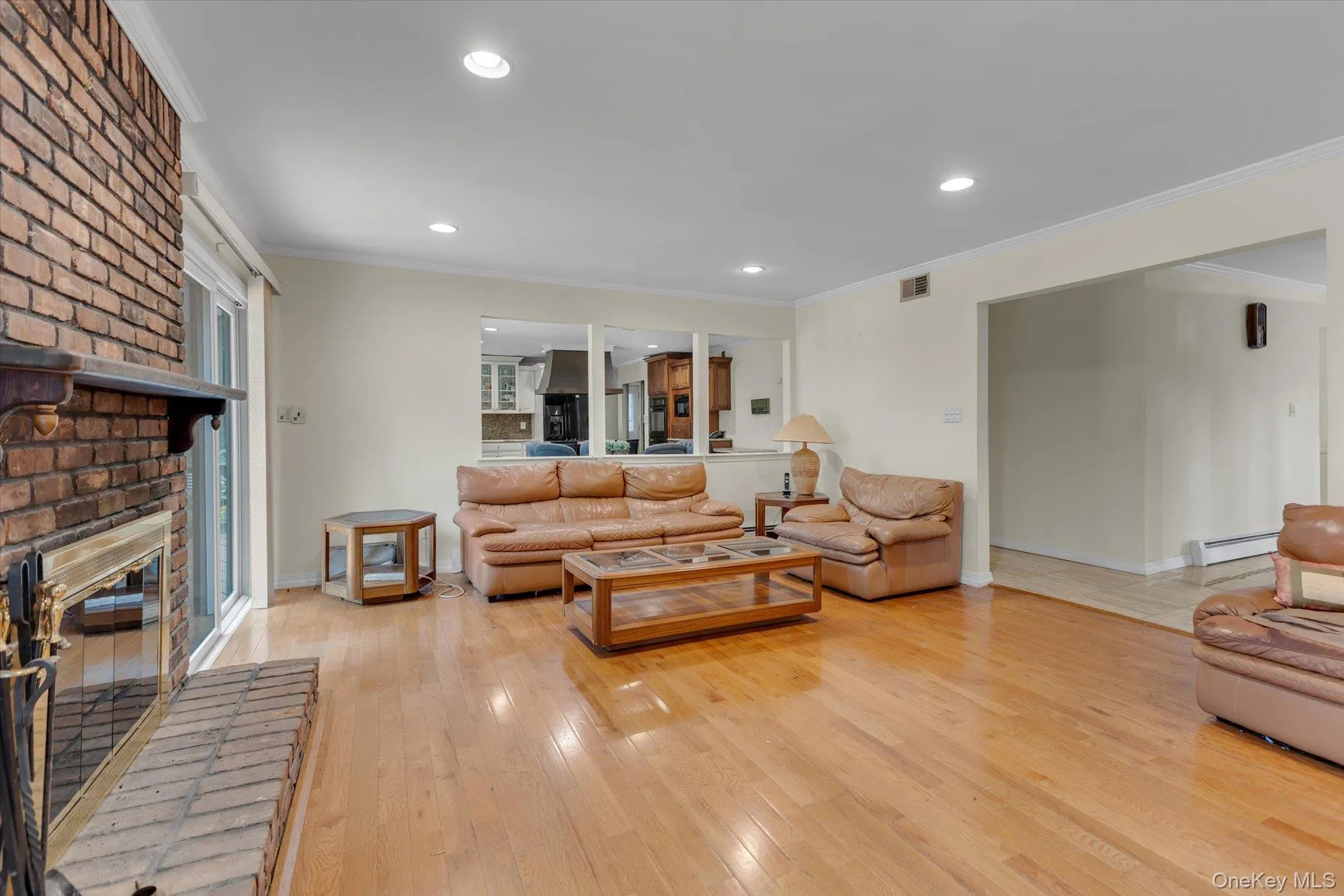17 Calumet Drive, Huntington, NY, 5 Bedrooms Bedrooms, 11 Rooms Rooms,3 BathroomsBathrooms,Residential,For Rent,Calumet,0,1016292 17 Calumet Drive, Huntington, NY, 5 Bedrooms Bedrooms, 11 Rooms Rooms,3 BathroomsBathrooms,Residential,For Rent,Calumet,0,1016292