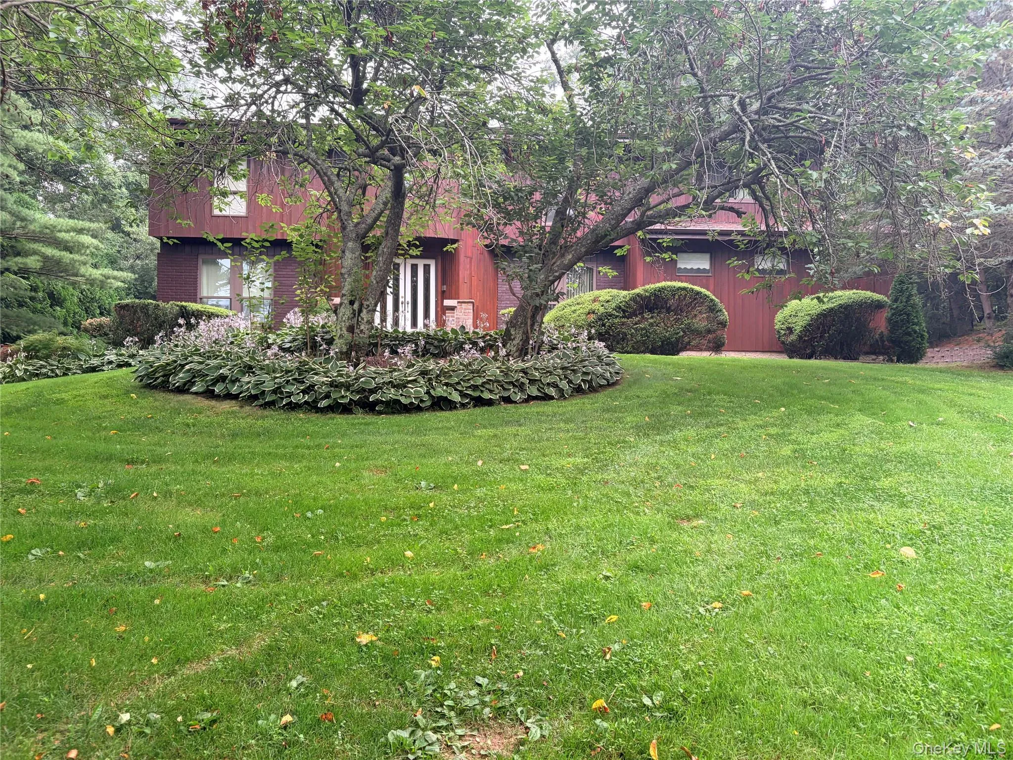17 Calumet Drive, Huntington, NY, 5 Bedrooms Bedrooms, 11 Rooms Rooms,3 BathroomsBathrooms,Residential,For Rent,Calumet,0,1016292 17 Calumet Drive, Huntington, NY, 5 Bedrooms Bedrooms, 11 Rooms Rooms,3 BathroomsBathrooms,Residential,For Rent,Calumet,0,1016292