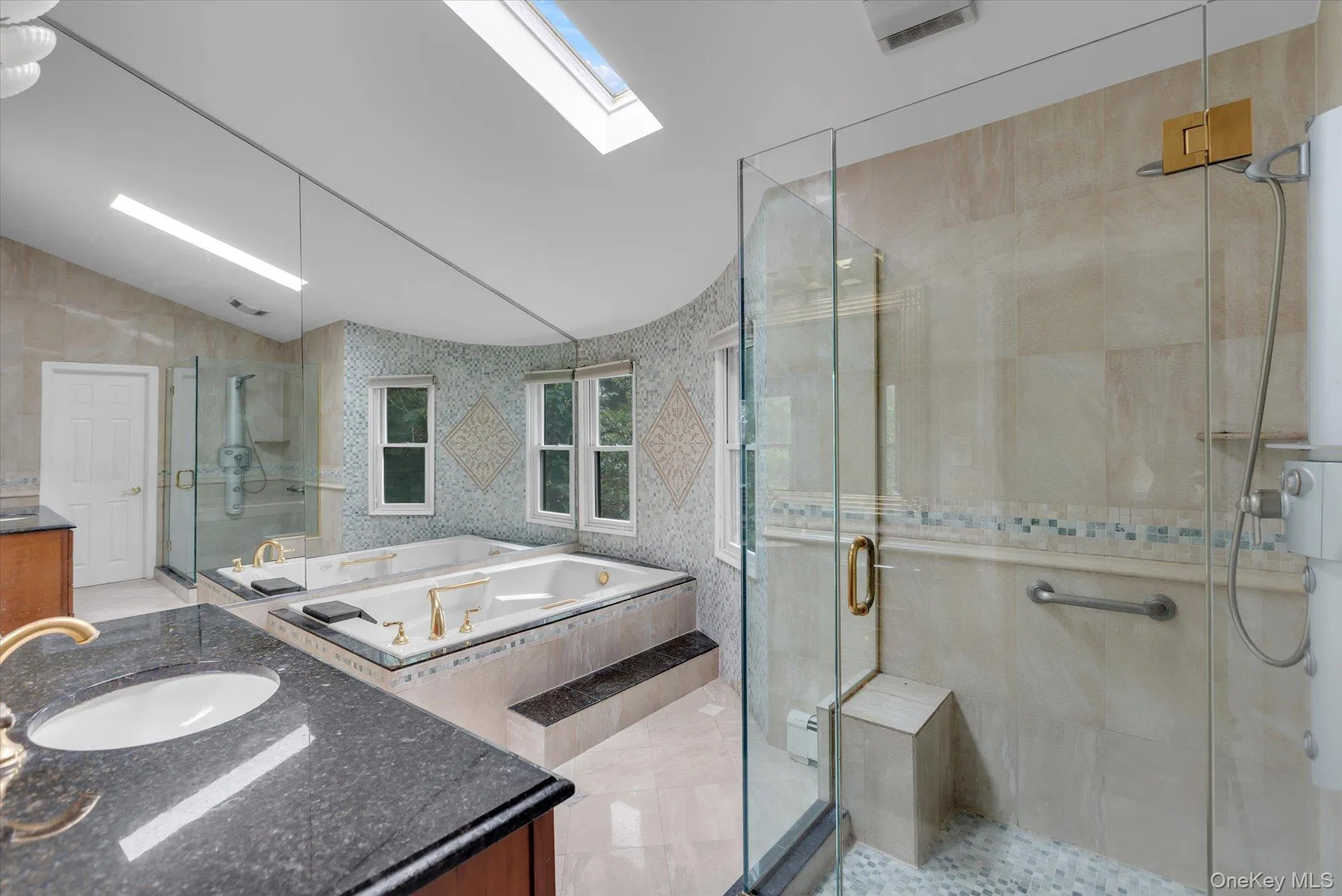 17 Calumet Drive, Huntington, NY, 5 Bedrooms Bedrooms, 11 Rooms Rooms,3 BathroomsBathrooms,Residential,For Rent,Calumet,0,1016292 17 Calumet Drive, Huntington, NY, 5 Bedrooms Bedrooms, 11 Rooms Rooms,3 BathroomsBathrooms,Residential,For Rent,Calumet,0,1016292