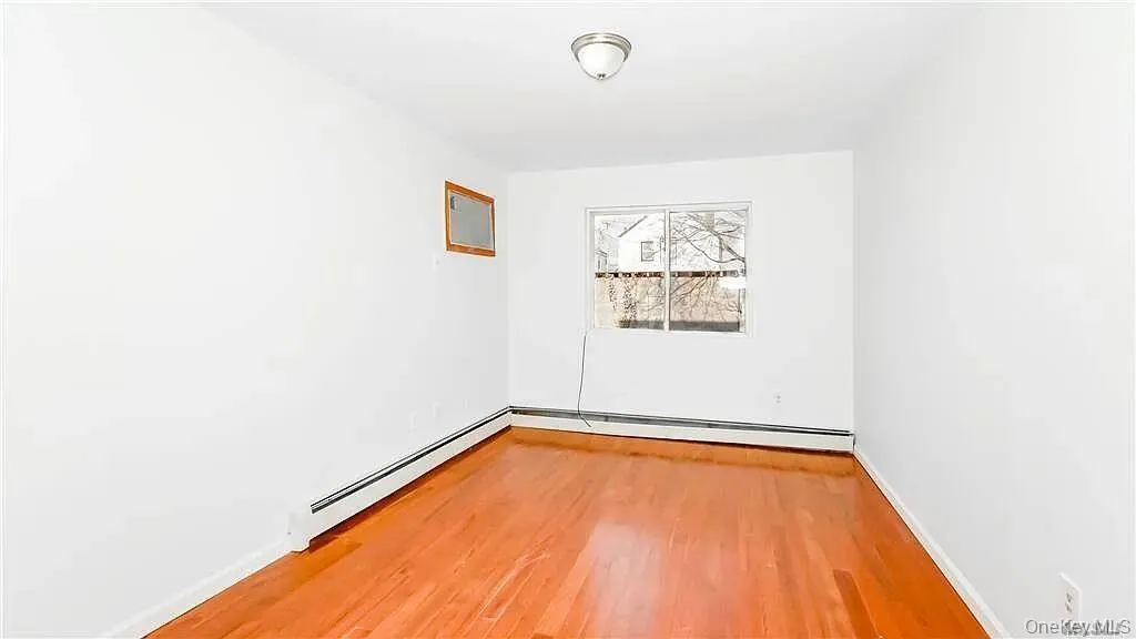 16425 109th, New York, NY, 3 Bedrooms Bedrooms, 6 Rooms Rooms,2 BathroomsBathrooms,Residential Lease,For Rent,109th,0,1016296 16425 109th, New York, NY, 3 Bedrooms Bedrooms, 6 Rooms Rooms,2 BathroomsBathrooms,Residential Lease,For Rent,109th,0,1016296