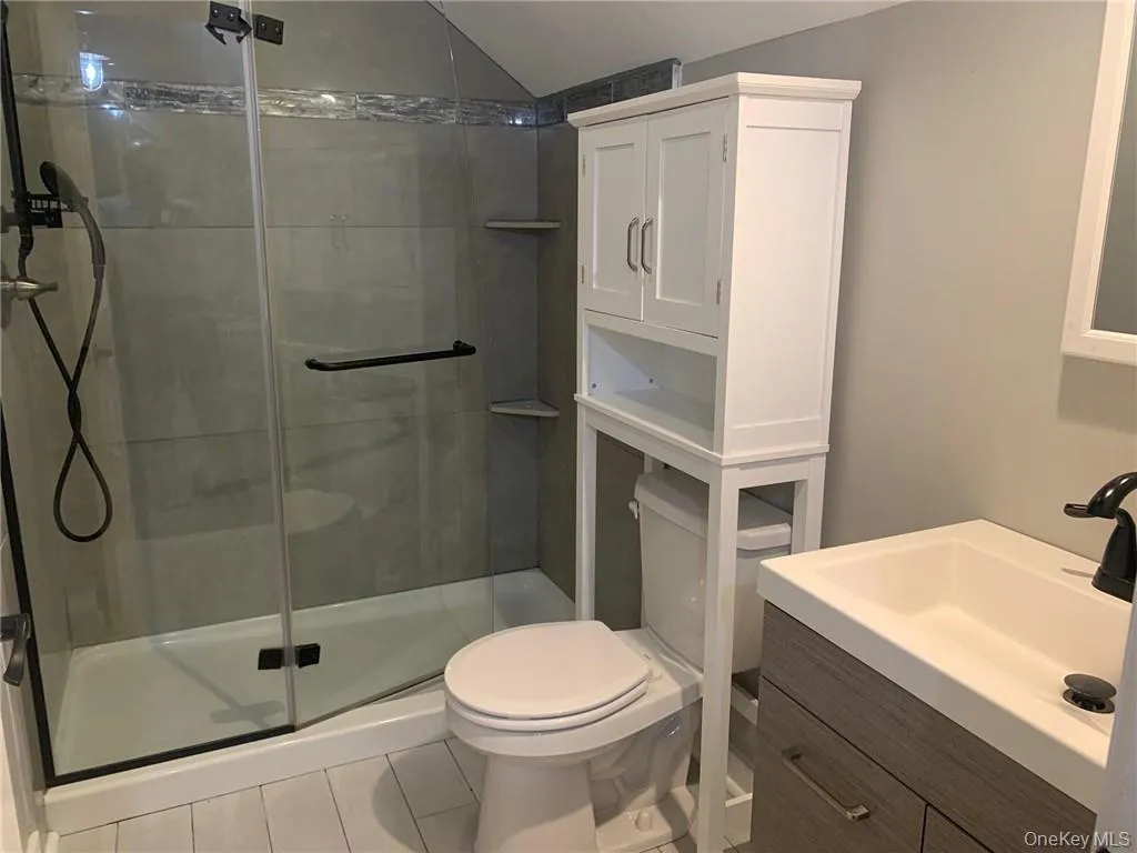 78 Duncan Avenue, Cornwall, NY, 1 Bedroom Bedrooms, 3 Rooms Rooms,1 BathroomBathrooms,Residential Lease,For Rent,Duncan,0,KEY1016297 78 Duncan Avenue, Cornwall, NY, 1 Bedroom Bedrooms, 3 Rooms Rooms,1 BathroomBathrooms,Residential Lease,For Rent,Duncan,0,KEY1016297
