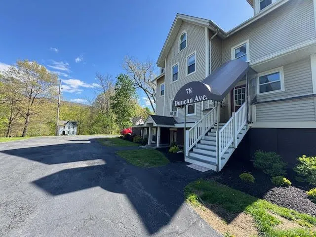 78 Duncan Avenue, Cornwall, NY, 1 Bedroom Bedrooms, 3 Rooms Rooms,1 BathroomBathrooms,Residential Lease,For Rent,Duncan,0,KEY1016297 78 Duncan Avenue, Cornwall, NY, 1 Bedroom Bedrooms, 3 Rooms Rooms,1 BathroomBathrooms,Residential Lease,For Rent,Duncan,0,KEY1016297