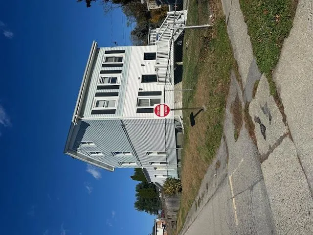 26 TAYLOR 1ST FLOOR Avenue, Poughkeepsie, NY, 3 Bedrooms Bedrooms, 6 Rooms Rooms,1 BathroomBathrooms,Residential Lease,For Rent,TAYLOR 1ST FLOOR,0,KEY1016299 26 TAYLOR 1ST FLOOR Avenue, Poughkeepsie, NY, 3 Bedrooms Bedrooms, 6 Rooms Rooms,1 BathroomBathrooms,Residential Lease,For Rent,TAYLOR 1ST FLOOR,0,KEY1016299