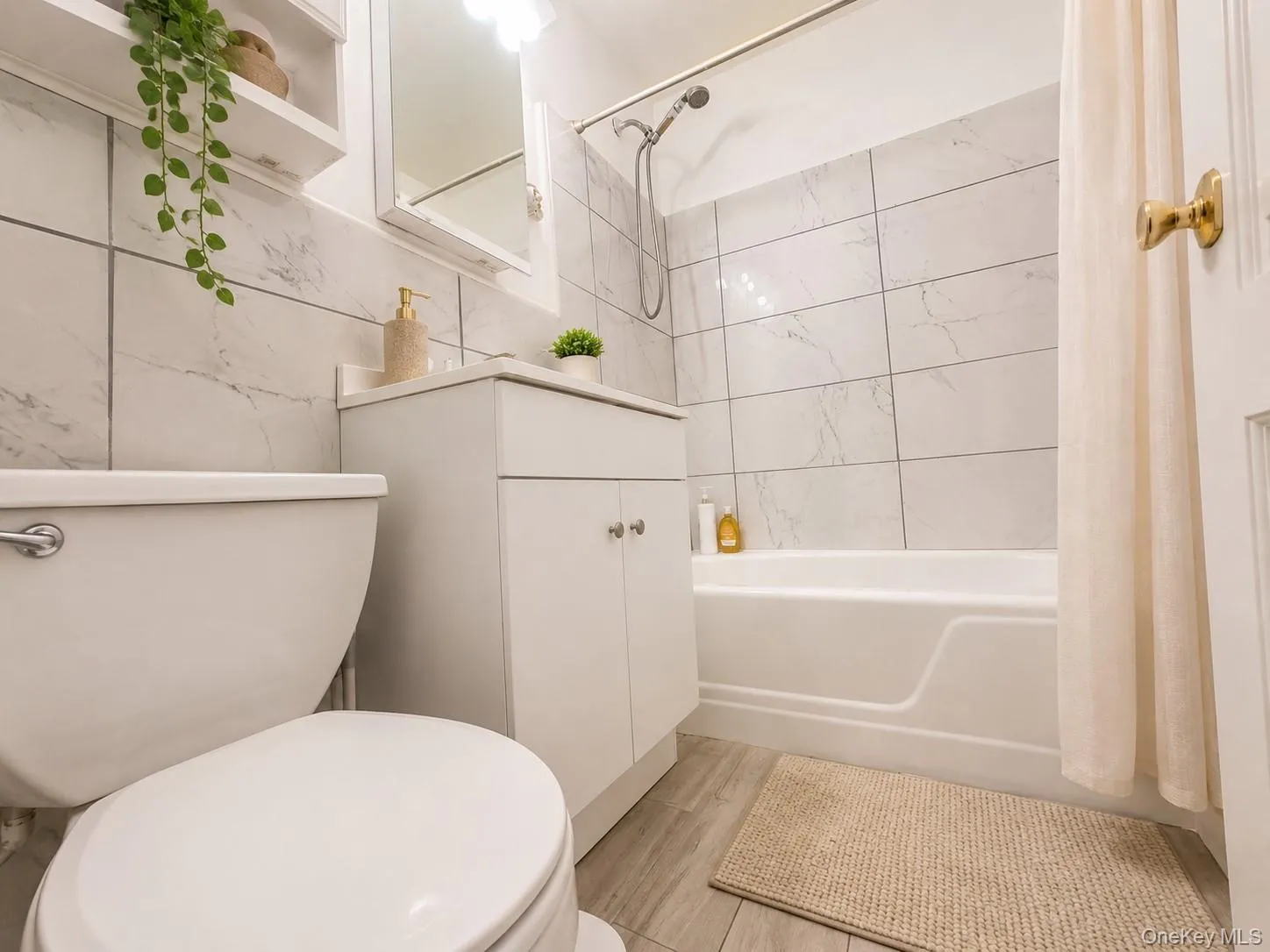 Bathroom Bathroom