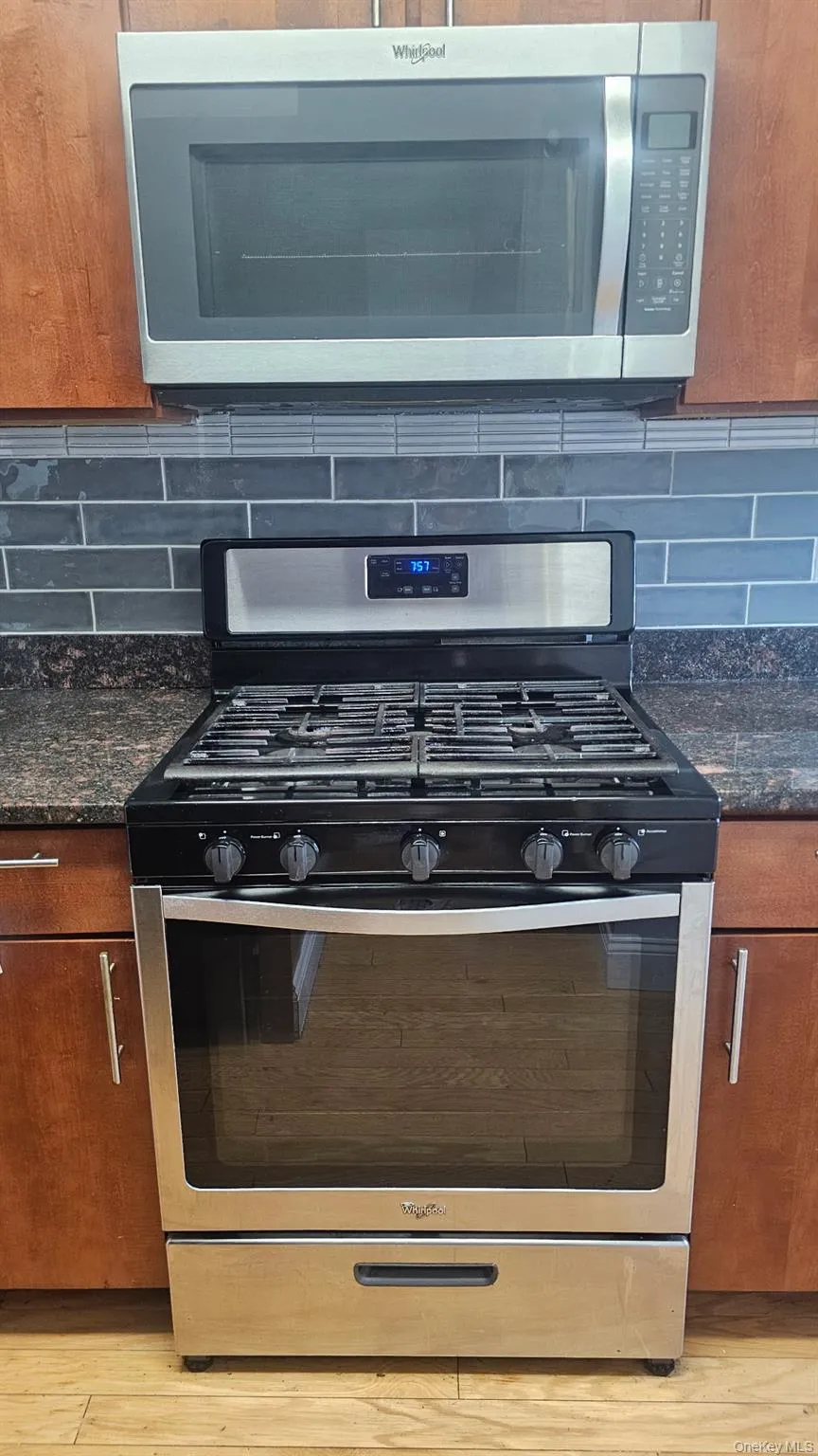 12399 Flatlands Avenue, New York, NY, 3 Rooms Rooms,1 BathroomBathrooms,Residential Lease,For Rent,Flatlands,0,1016303 12399 Flatlands Avenue, New York, NY, 3 Rooms Rooms,1 BathroomBathrooms,Residential Lease,For Rent,Flatlands,0,1016303