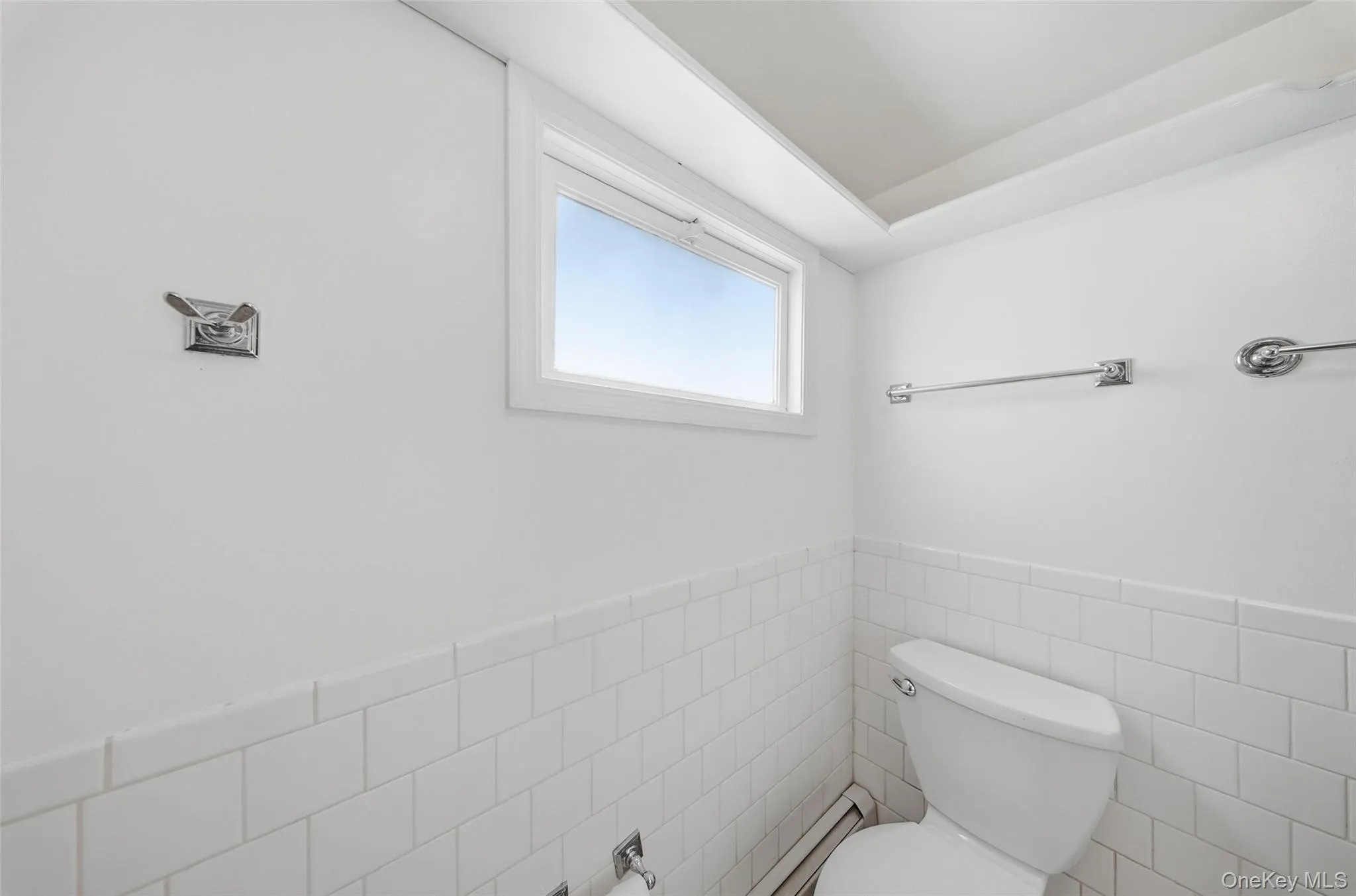 1 Mercy Lane, Mount Hope, NY, 2 Bedrooms Bedrooms, 6 Rooms Rooms,1 BathroomBathrooms,Residential,For Rent,Mercy,0,1016304 1 Mercy Lane, Mount Hope, NY, 2 Bedrooms Bedrooms, 6 Rooms Rooms,1 BathroomBathrooms,Residential,For Rent,Mercy,0,1016304