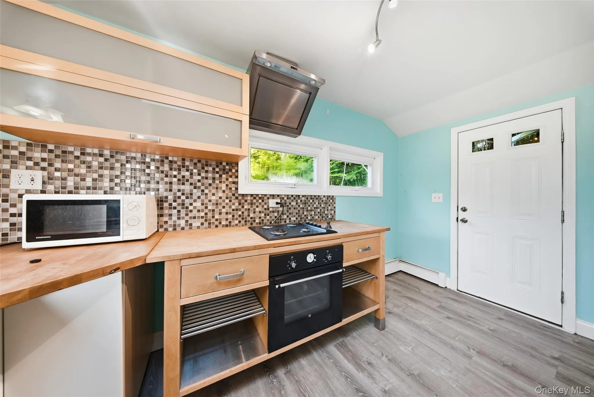 1 Mercy Lane, Mount Hope, NY, 2 Bedrooms Bedrooms, 6 Rooms Rooms,1 BathroomBathrooms,Residential,For Rent,Mercy,0,1016304 1 Mercy Lane, Mount Hope, NY, 2 Bedrooms Bedrooms, 6 Rooms Rooms,1 BathroomBathrooms,Residential,For Rent,Mercy,0,1016304